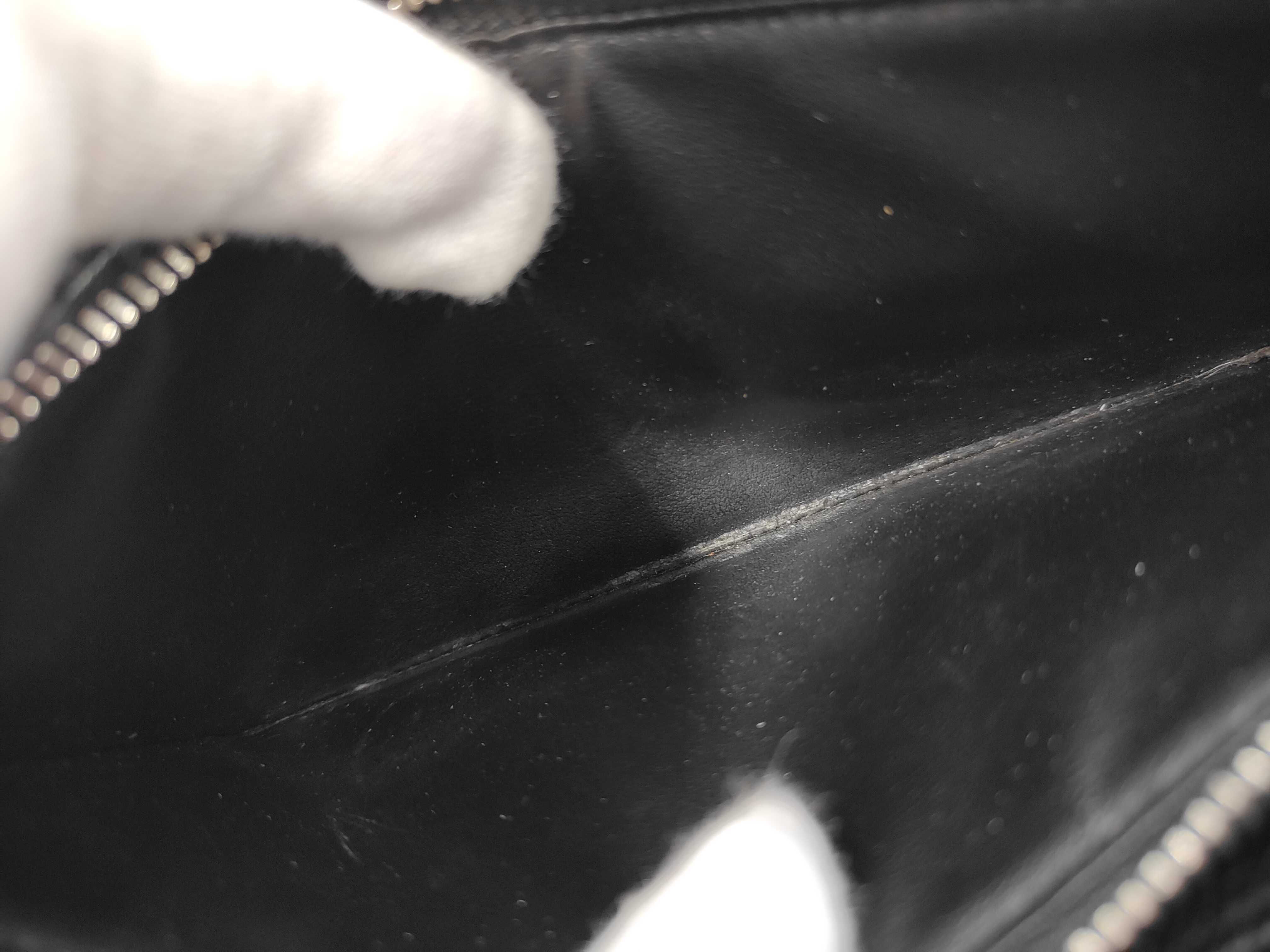 Zippy Organizer Black Epi Leather Wallet — view 10