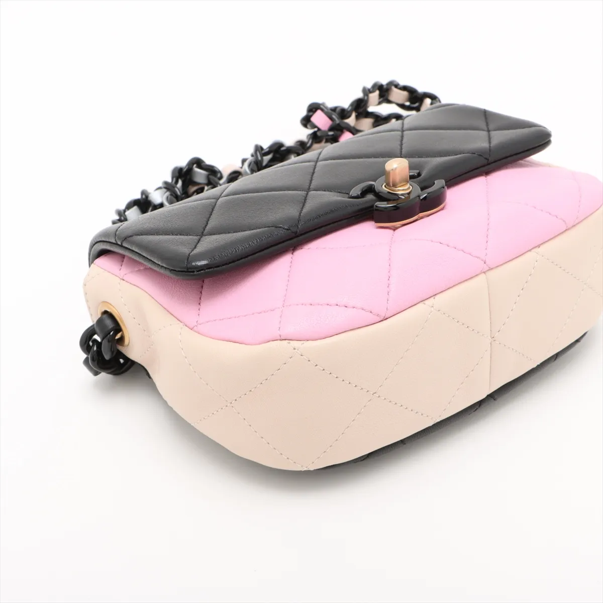 Mini Matelasse Lambskin Chain Shoulder Bag Multicolor Gold x Black Hardware C2PJ9P6J Random Plate — view 4