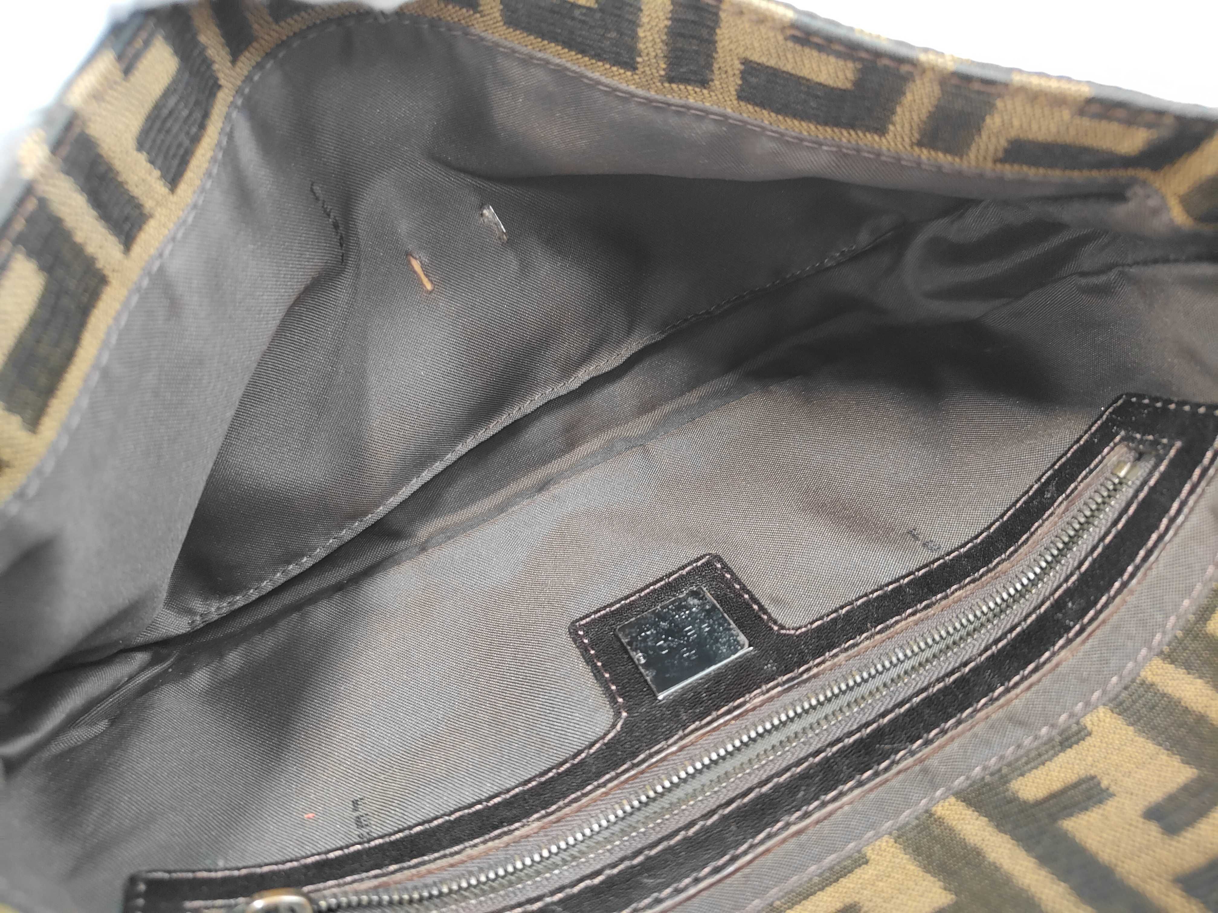 Zucca Mamma Canvas One Shoulder Bag — view 9