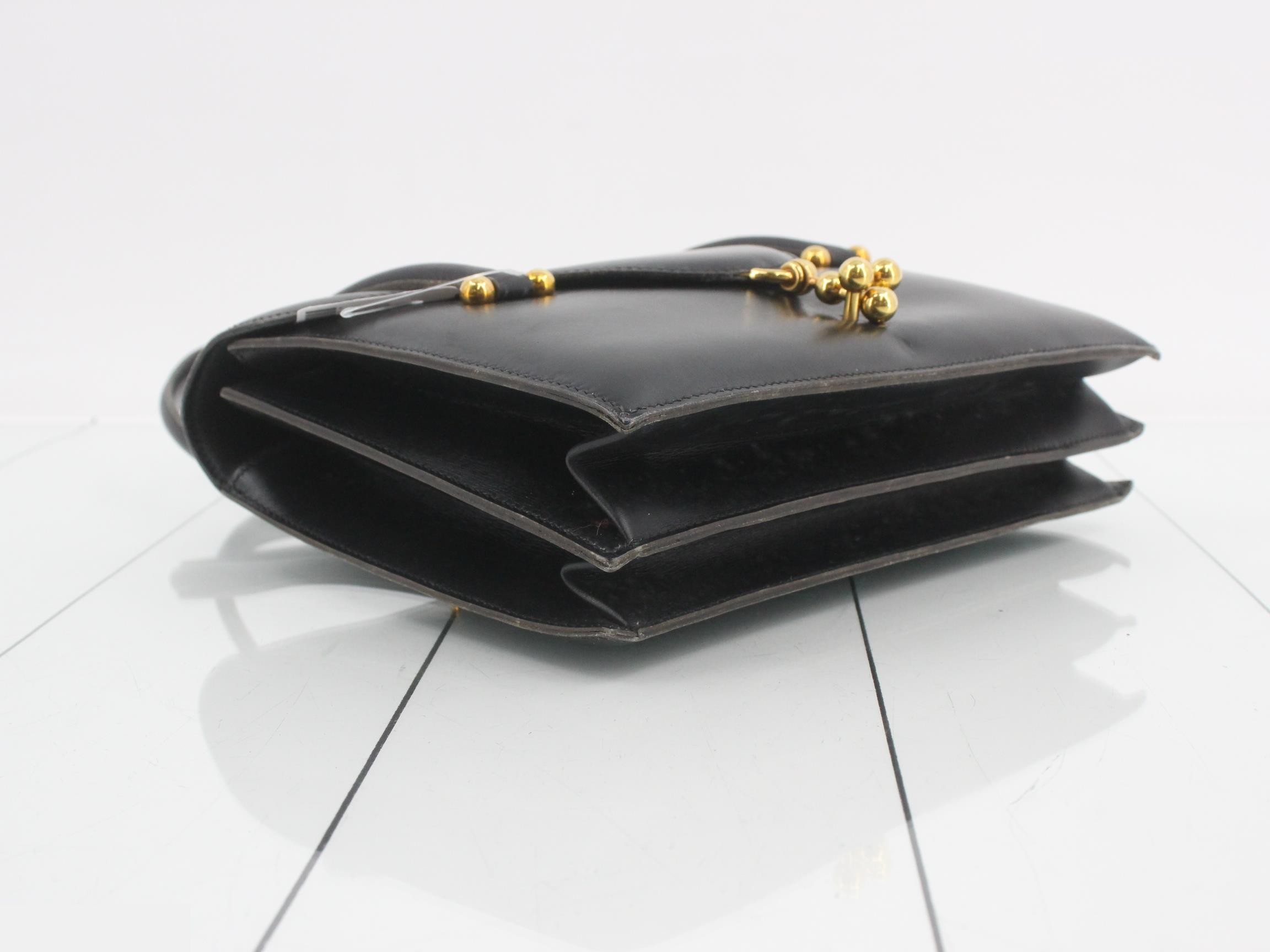 Vintage leather handbag — view 5