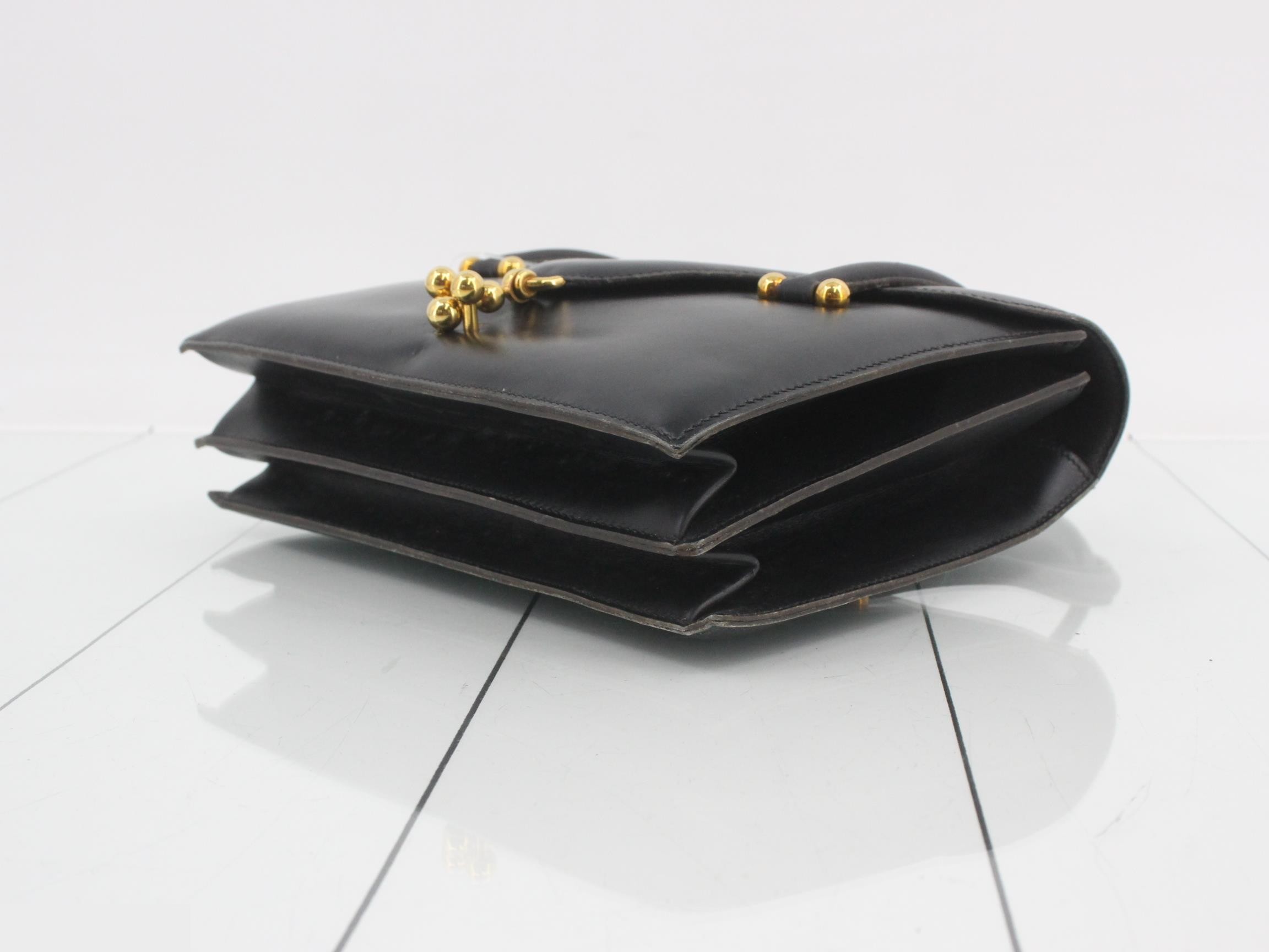 Vintage leather handbag — view 6