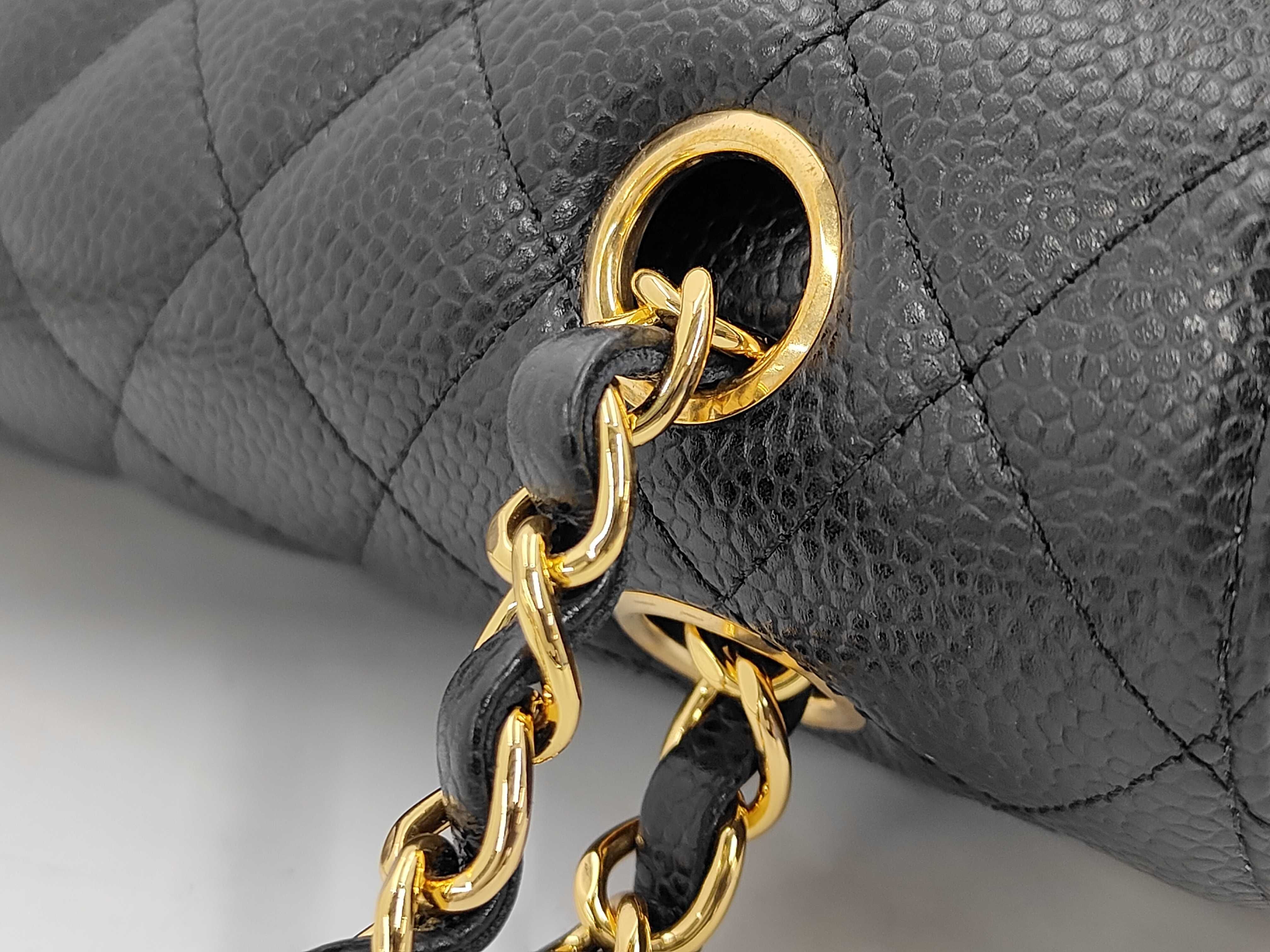 Matelassé 25 Double Flap Caviar Black Chain Shoulder Bag — view 5