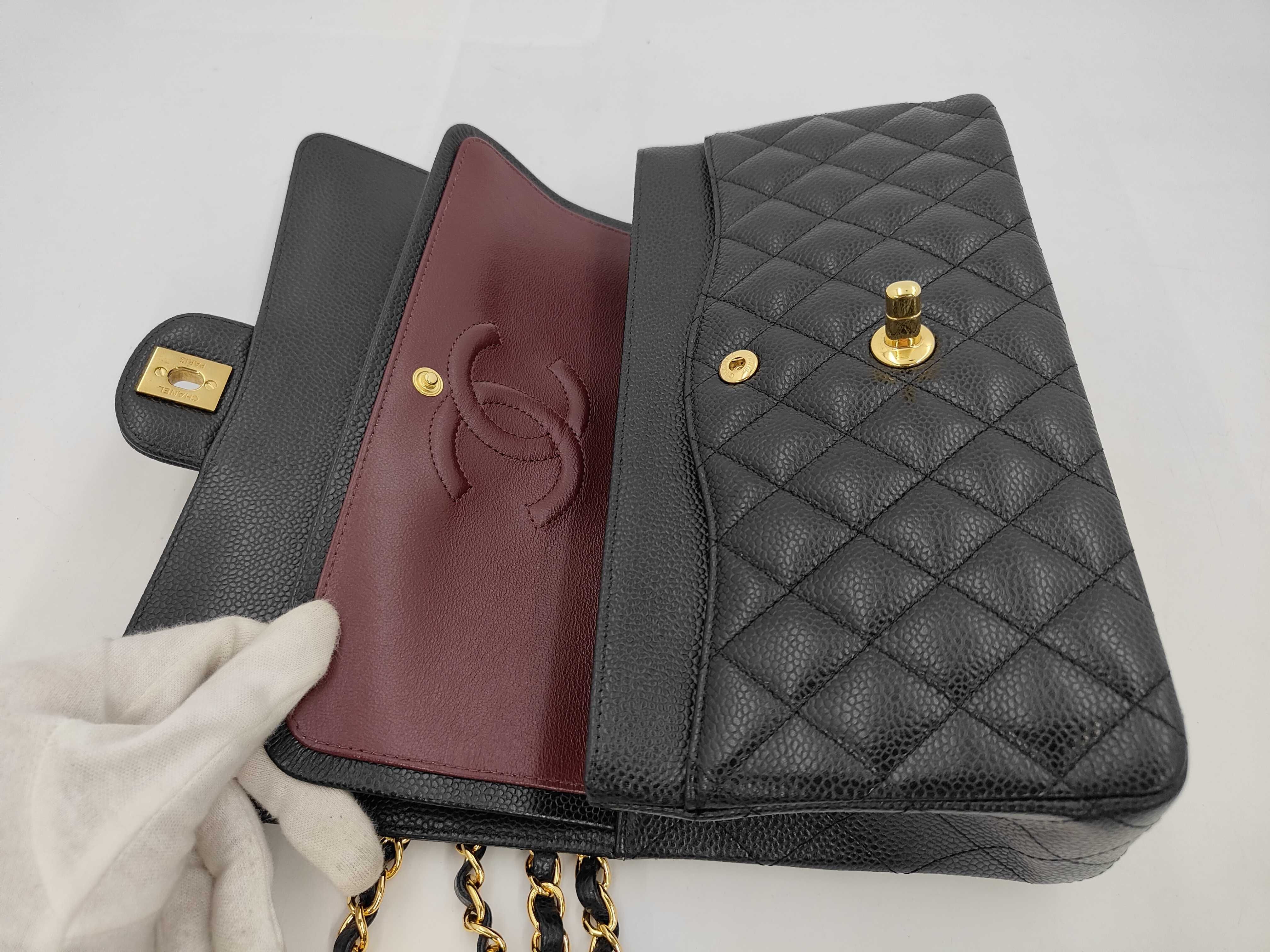 Matelassé 25 Double Flap Caviar Black Chain Shoulder Bag — view 9