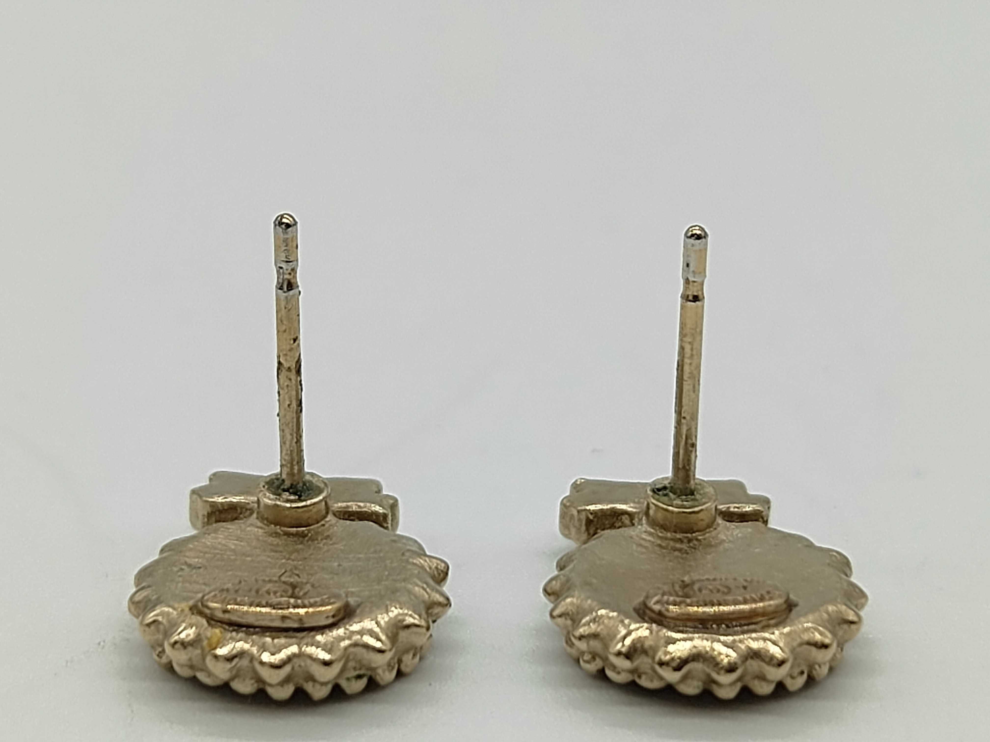 Coco Mark Ribbon Earrings — view 4