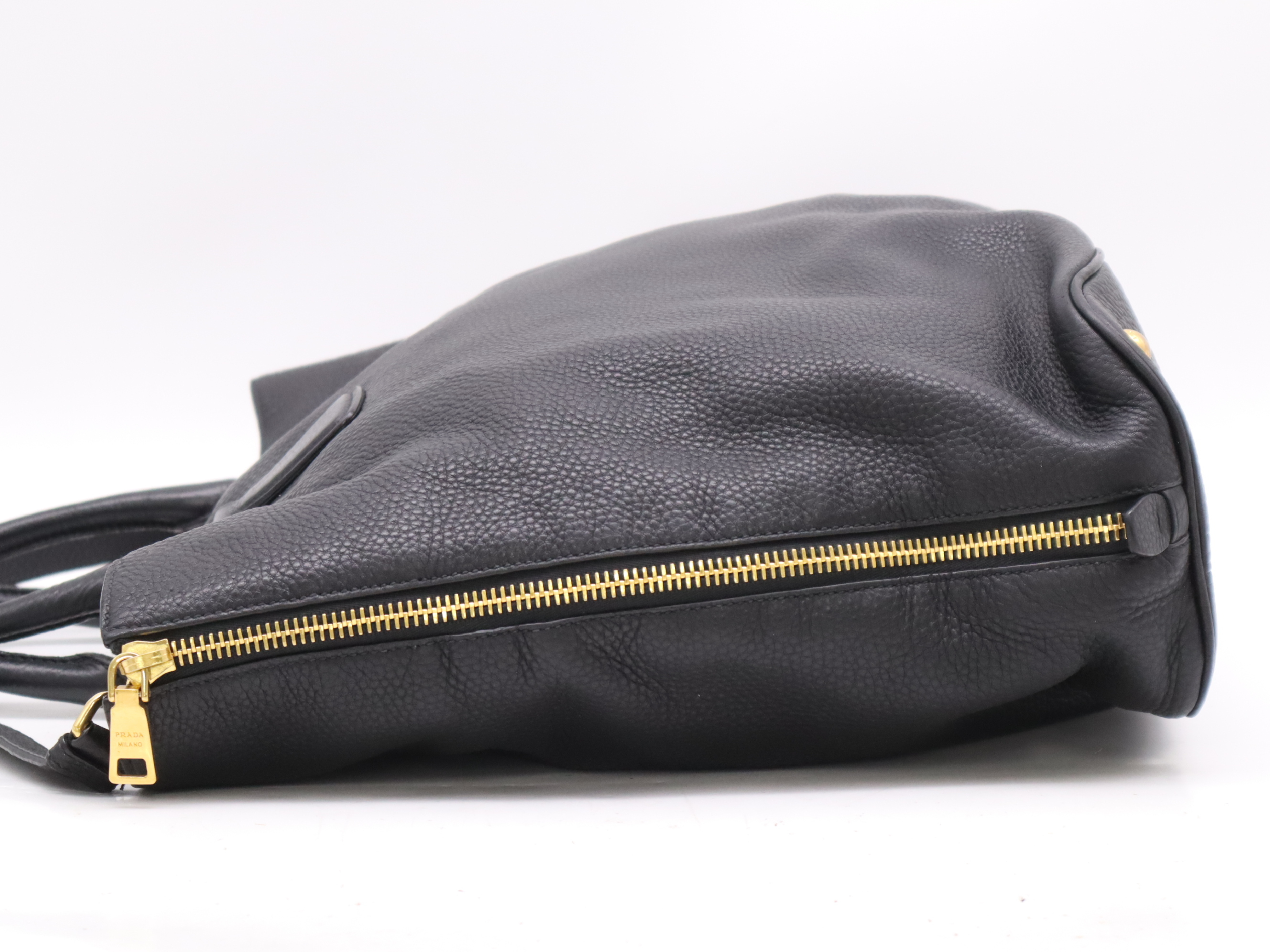 Leather Vitello Daino Leather Bag, Black, Gold Hardware, with Shoulder Strap and Name Tag, Tote Bag — view 3