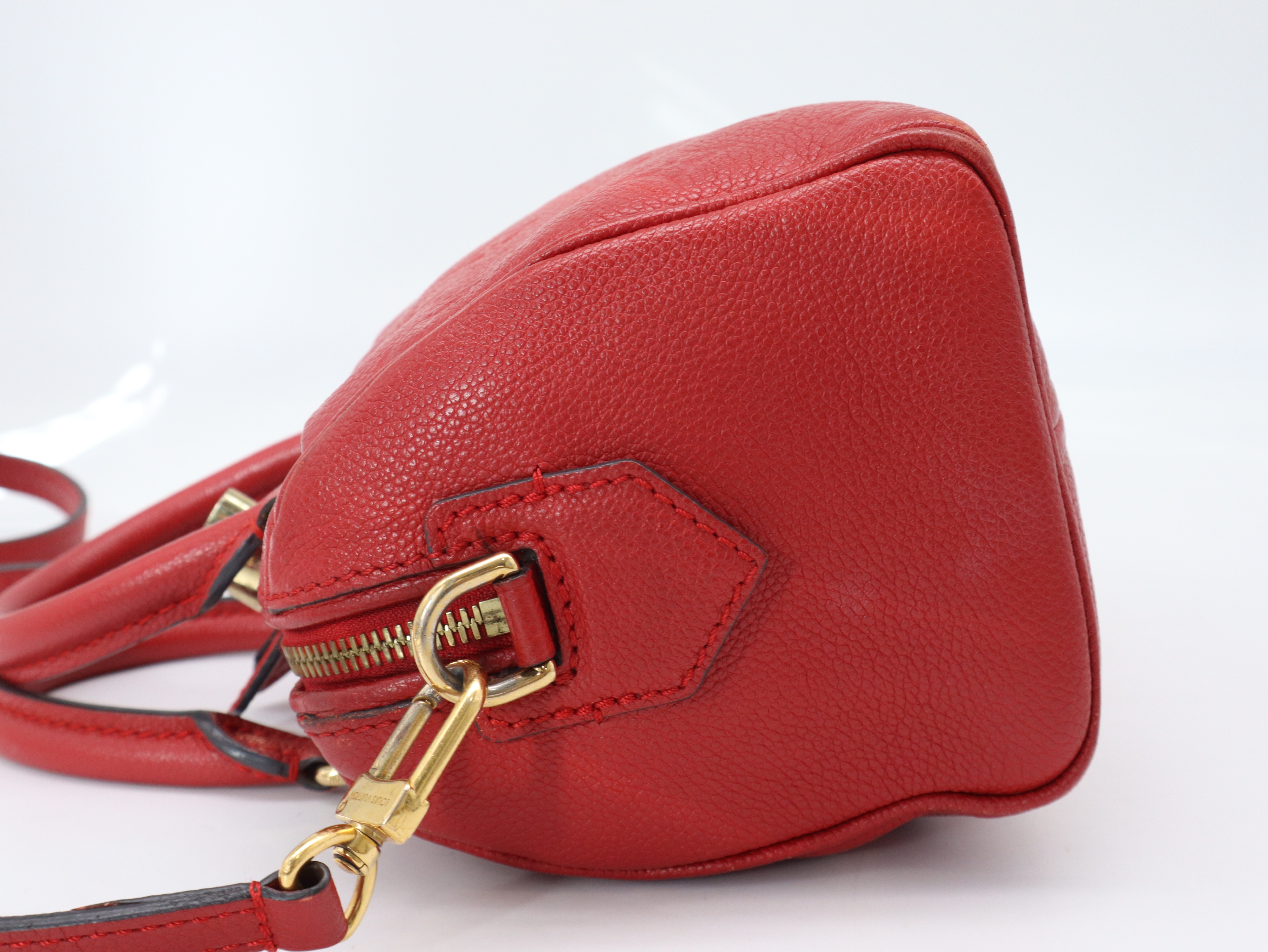 M42395 Monogram Empreinte Speedy Bandoulière 20 NM Cerise Handbag with Shoulder Strap and Padlock — view 3