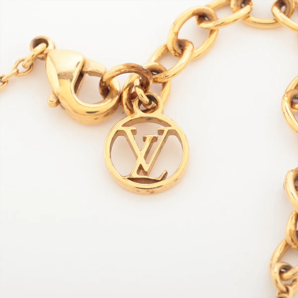 M00368 Collier Petit Louis Necklace, GP x Rhinestone, Gold, — view 4