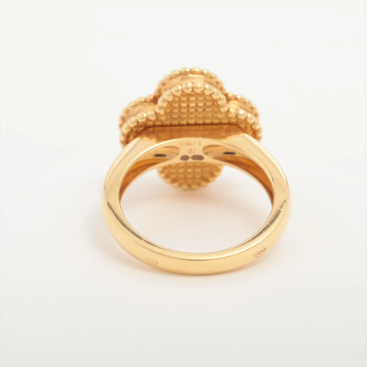 Vintage Alhambra Shell Diamond Ring, 750 (Yellow Gold), 6.6g, 0.06mm diamond, size 48, JA061417, hallmark — view 2