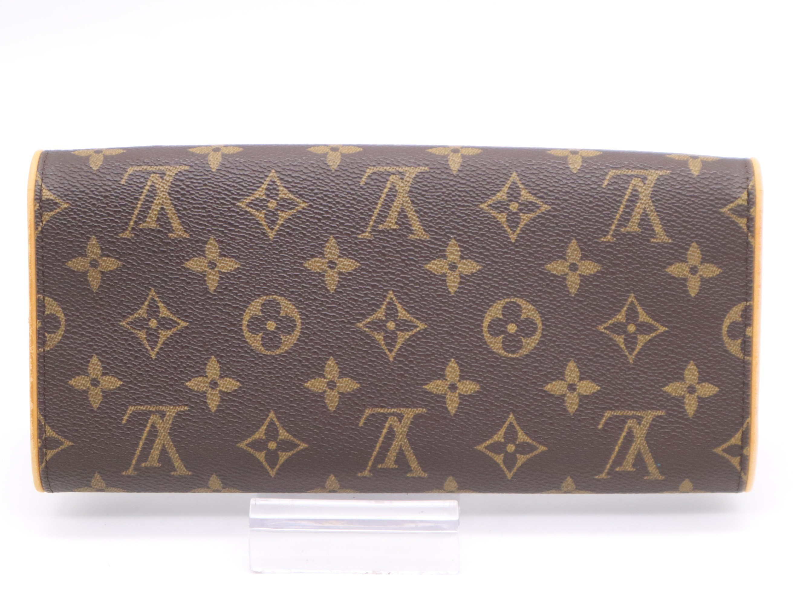 Pochette Twin GM with shoulder strap — view 2
