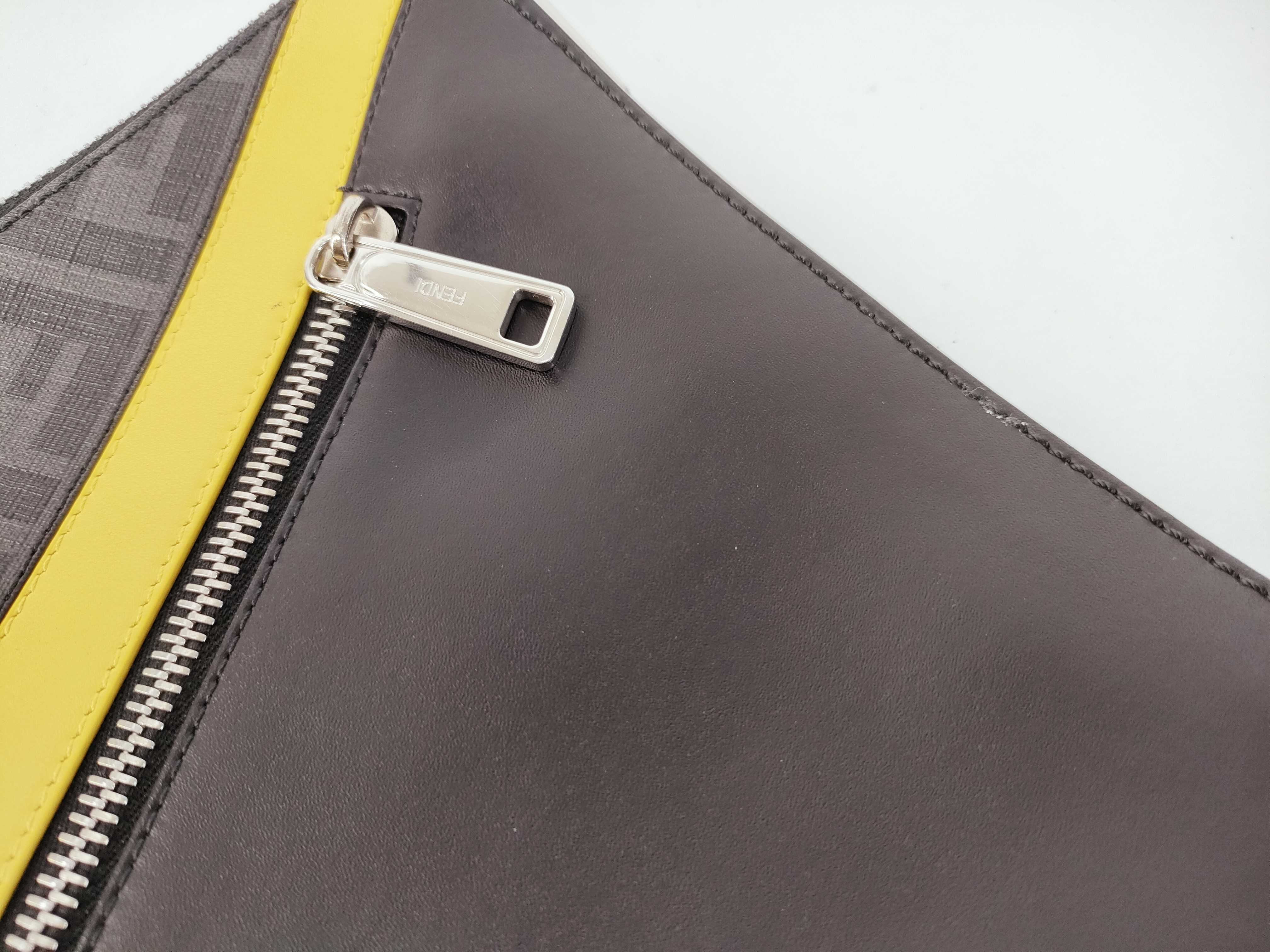 Zucca pattern Fendi Zucca Flat Slim Diagonal Clutch Bag — view 12