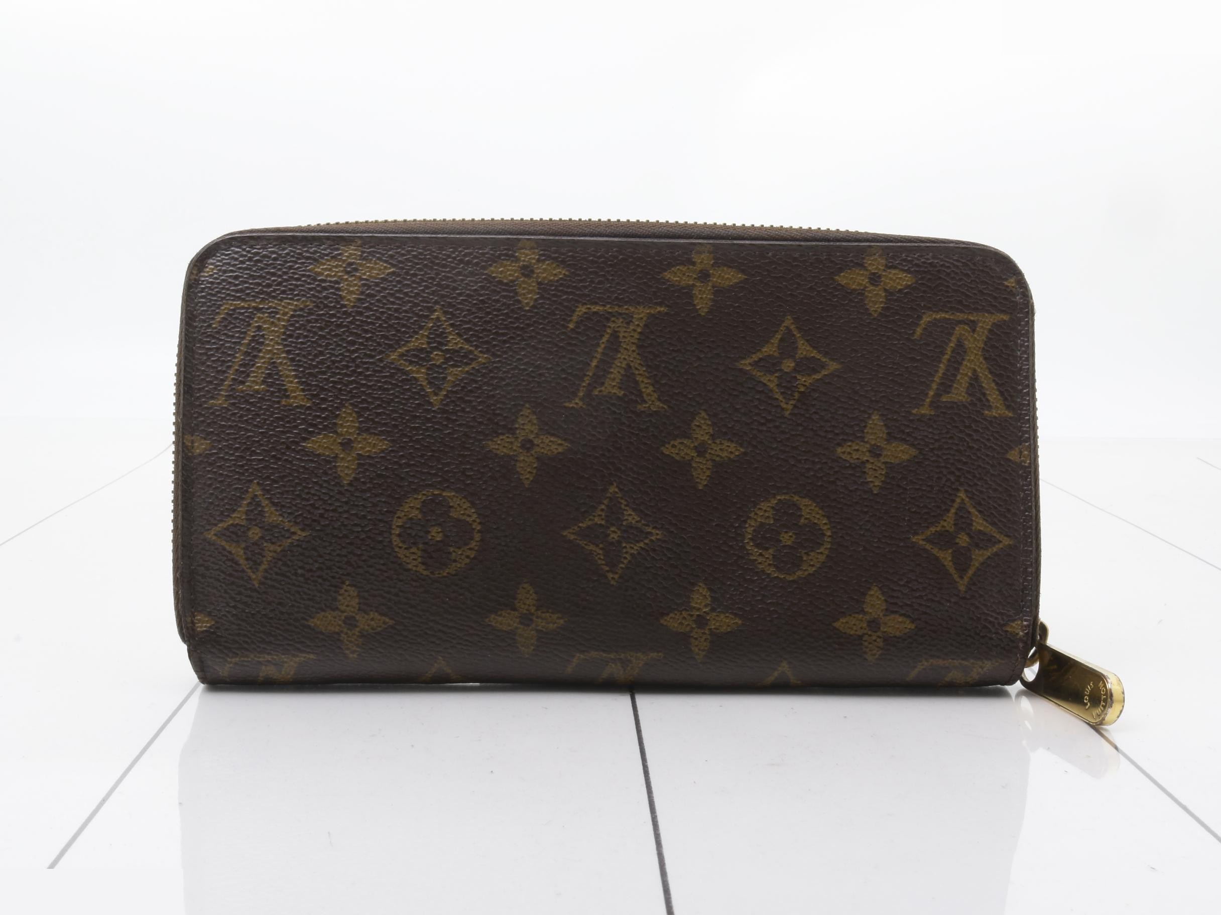 Lovely Bird Zippy Wallet — view 2