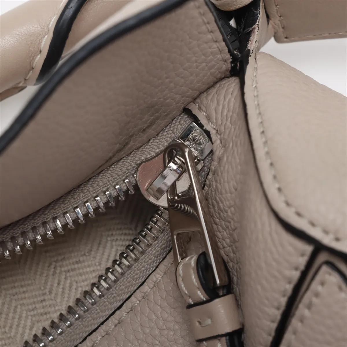 Puzzle Bag Small Leather 2-Way Handbag Beige — view 13