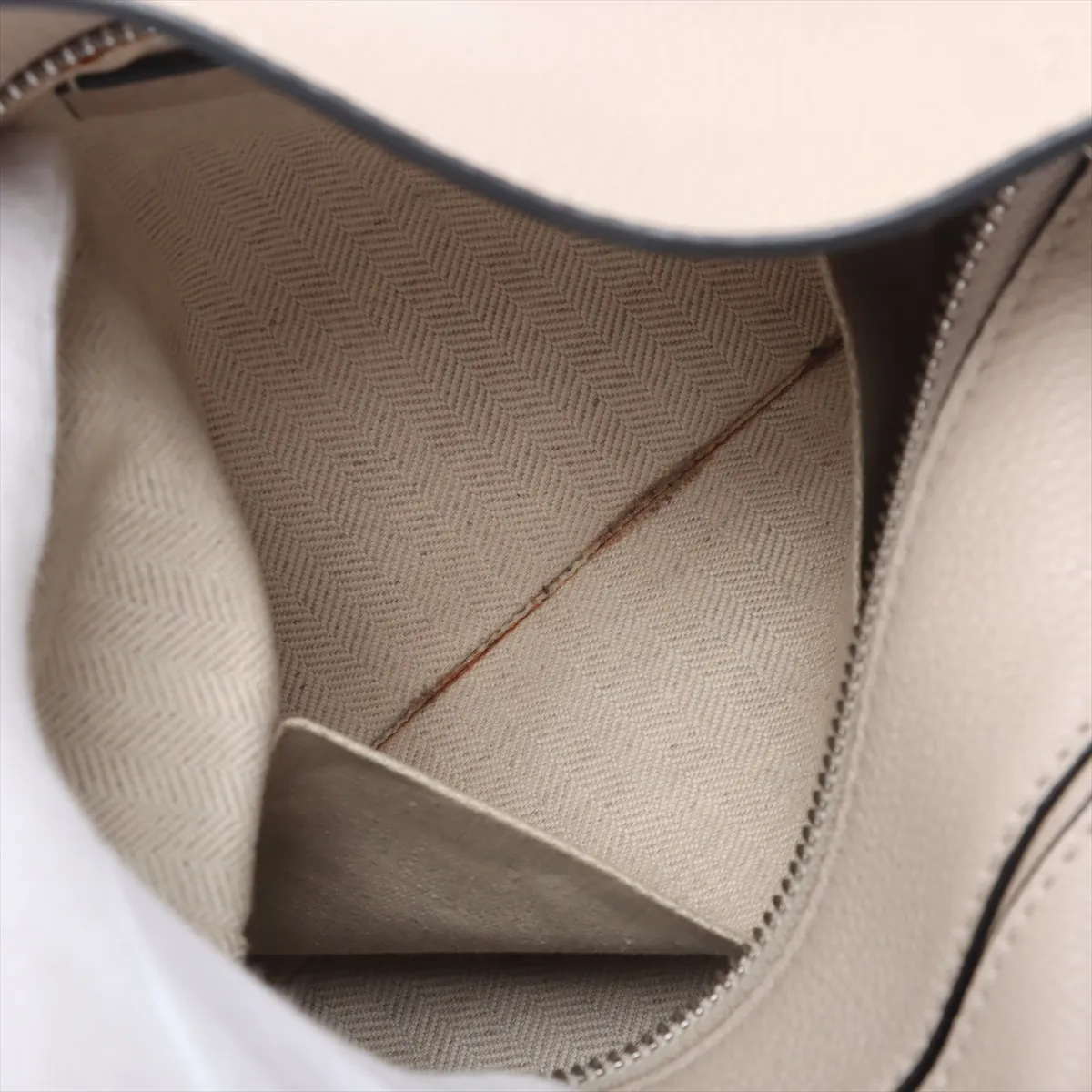 Puzzle Bag Small Leather 2-Way Handbag Beige — view 9