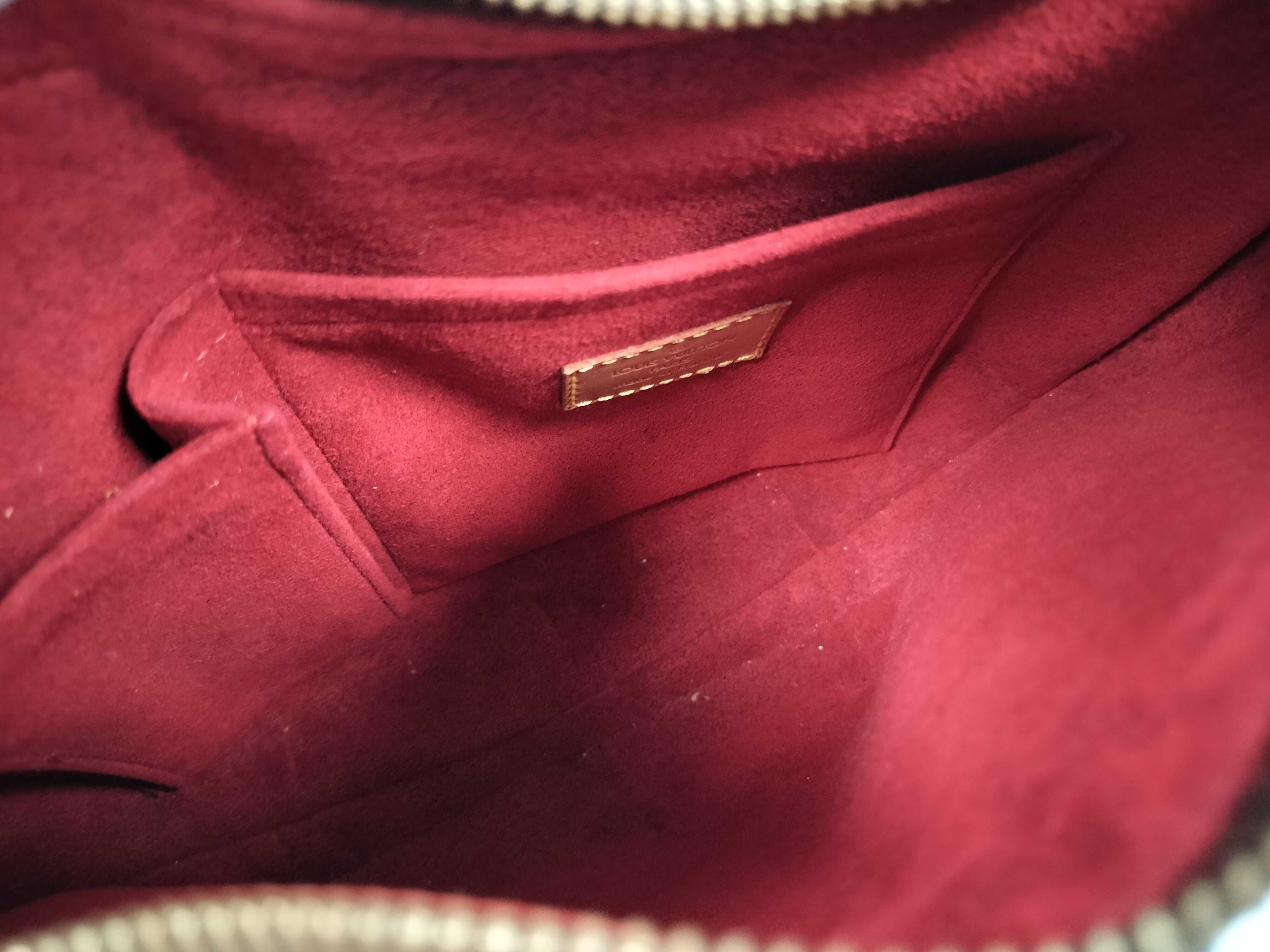 Monogram Croissant MM M51512 FL1022 Shoulder Bag — view 11