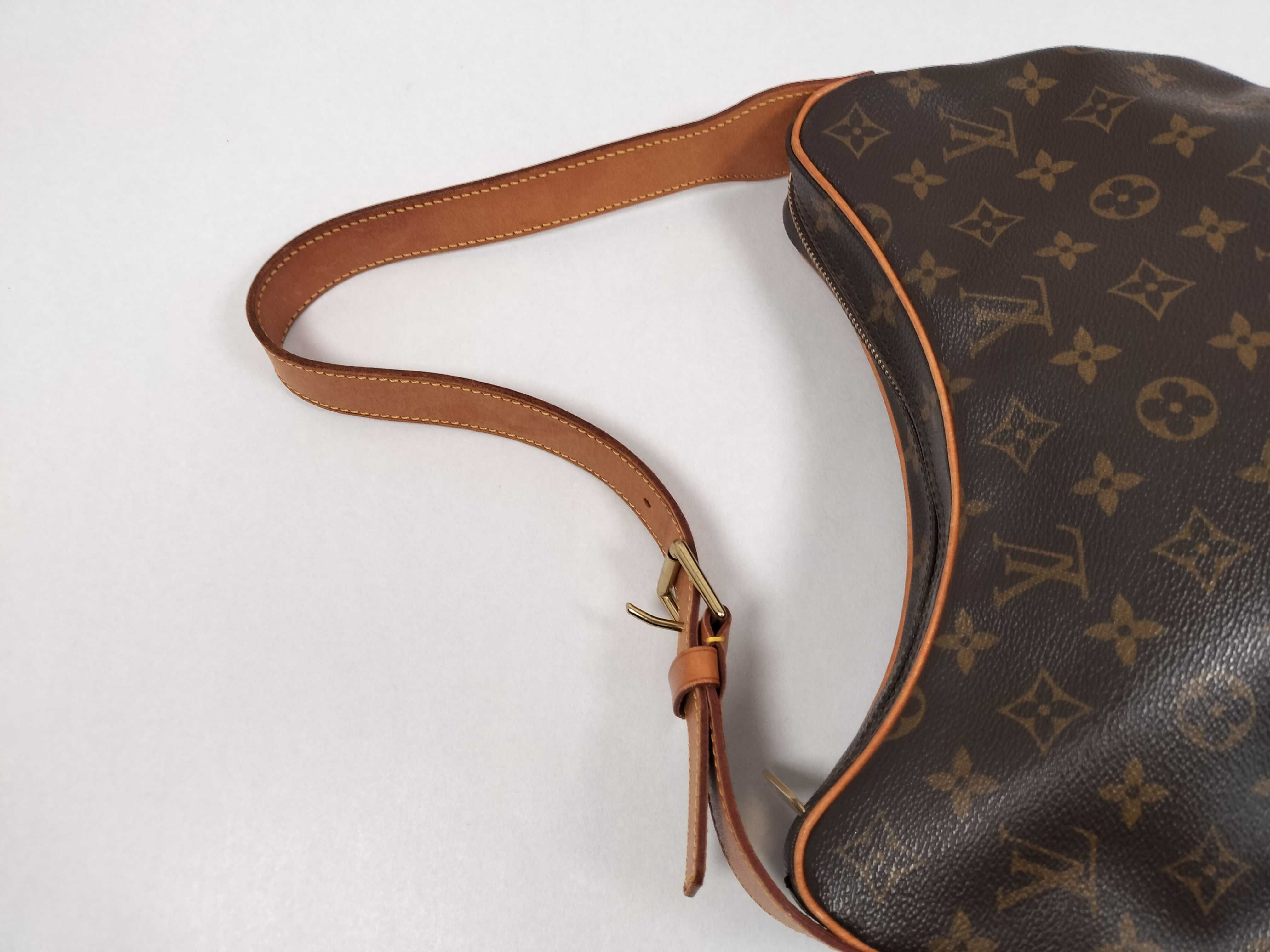 Monogram Croissant MM M51512 FL1022 Shoulder Bag — view 3