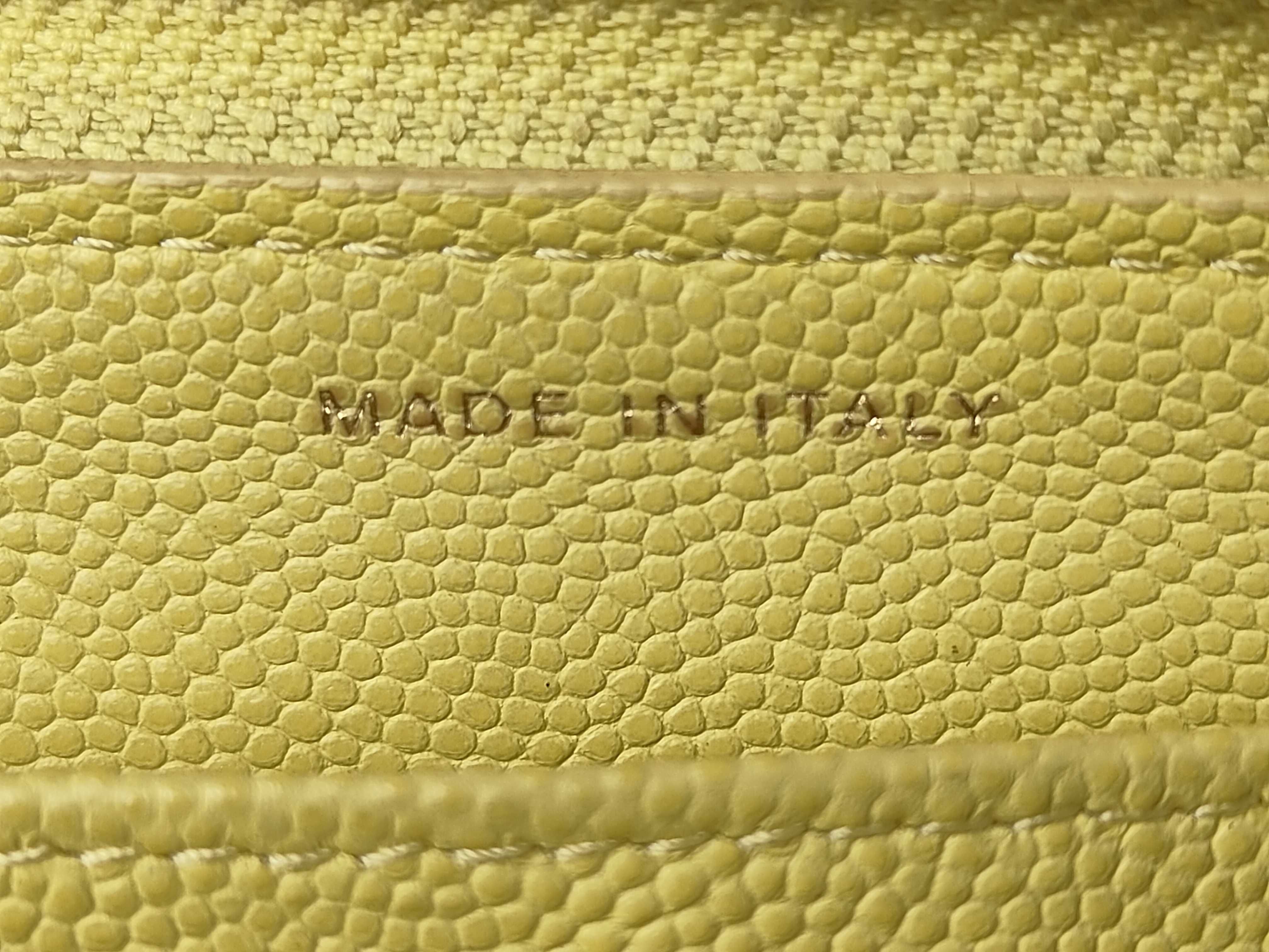 Caviar Skin Wallet, Round Zipper Wallet — view 12