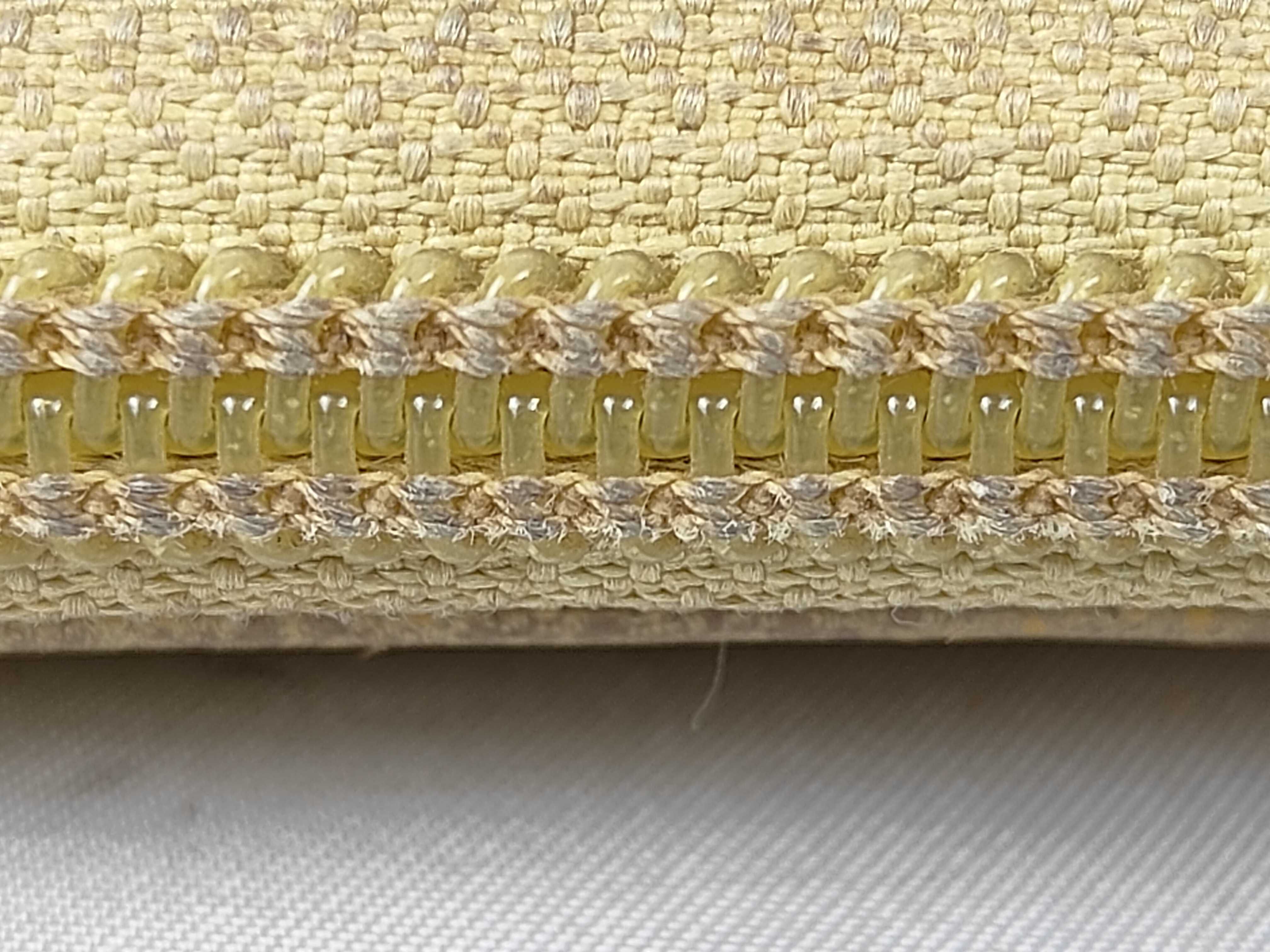 Caviar Skin Wallet, Round Zipper Wallet — view 7