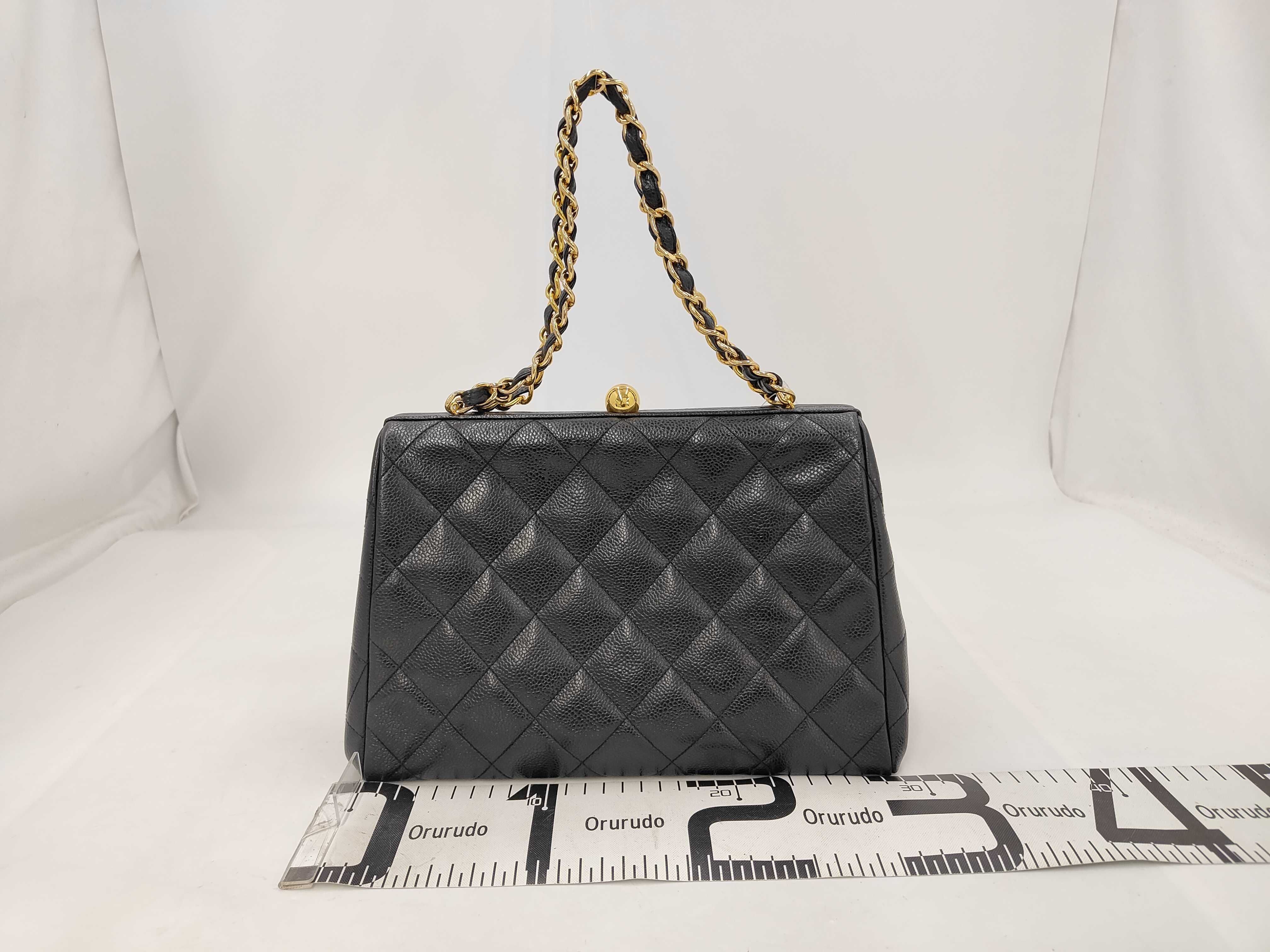 Caviar Skin Chanel Caviar Clasp Chain Shoulder Tote Bag (Series 3) — view 2