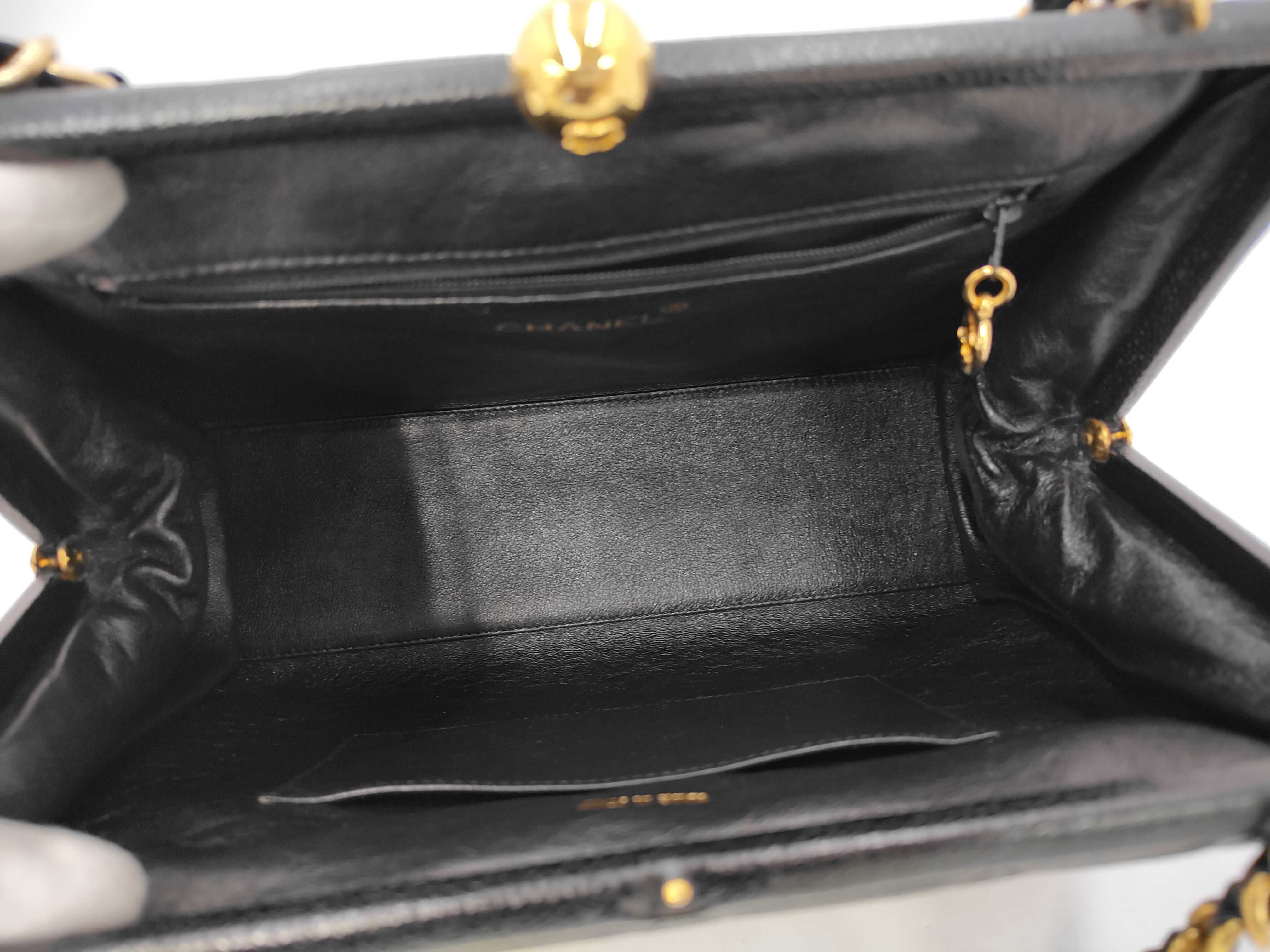 Caviar Skin Chanel Caviar Clasp Chain Shoulder Tote Bag (Series 3) — view 8