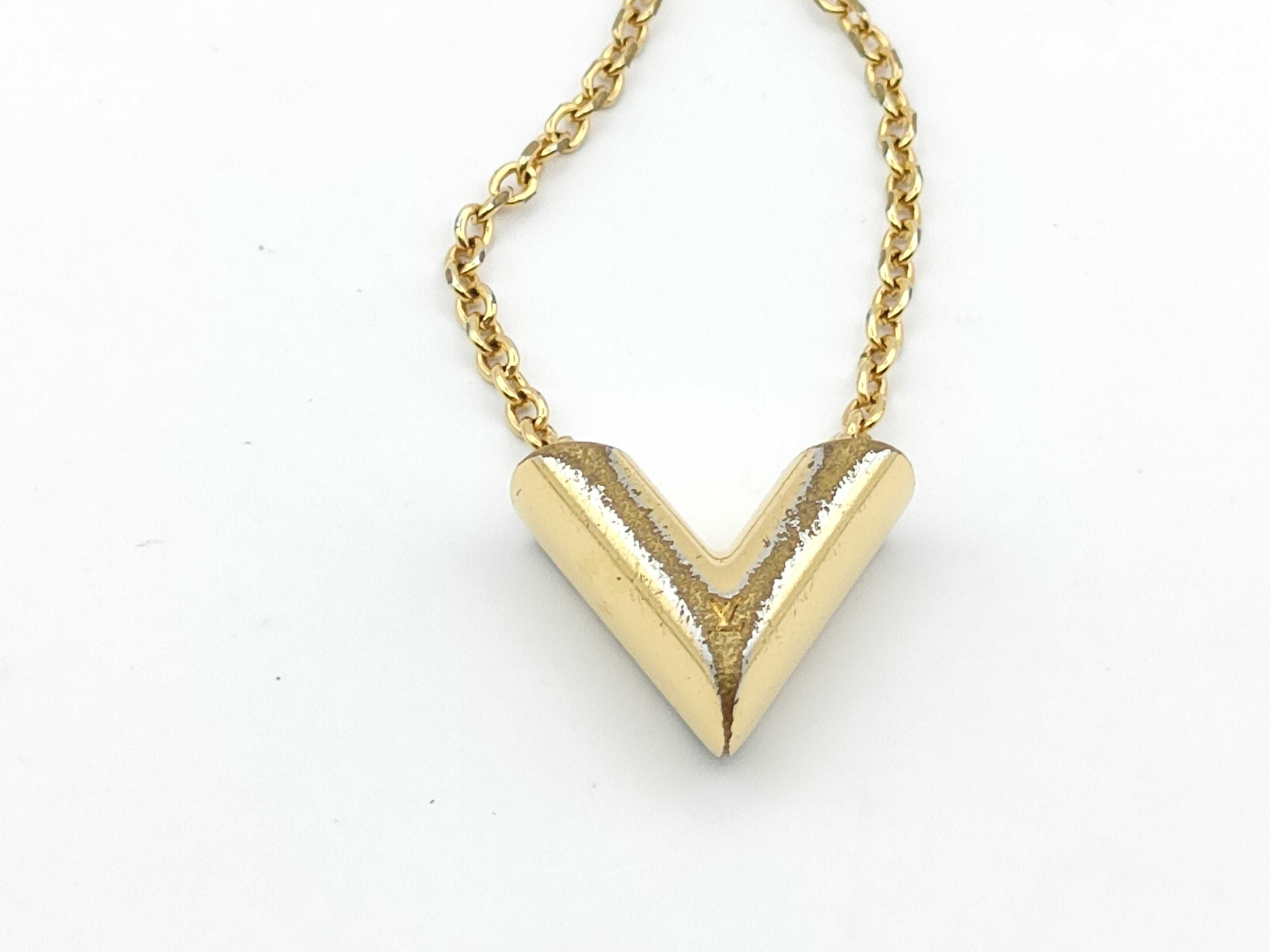 Essential V GP M61083 Necklace
