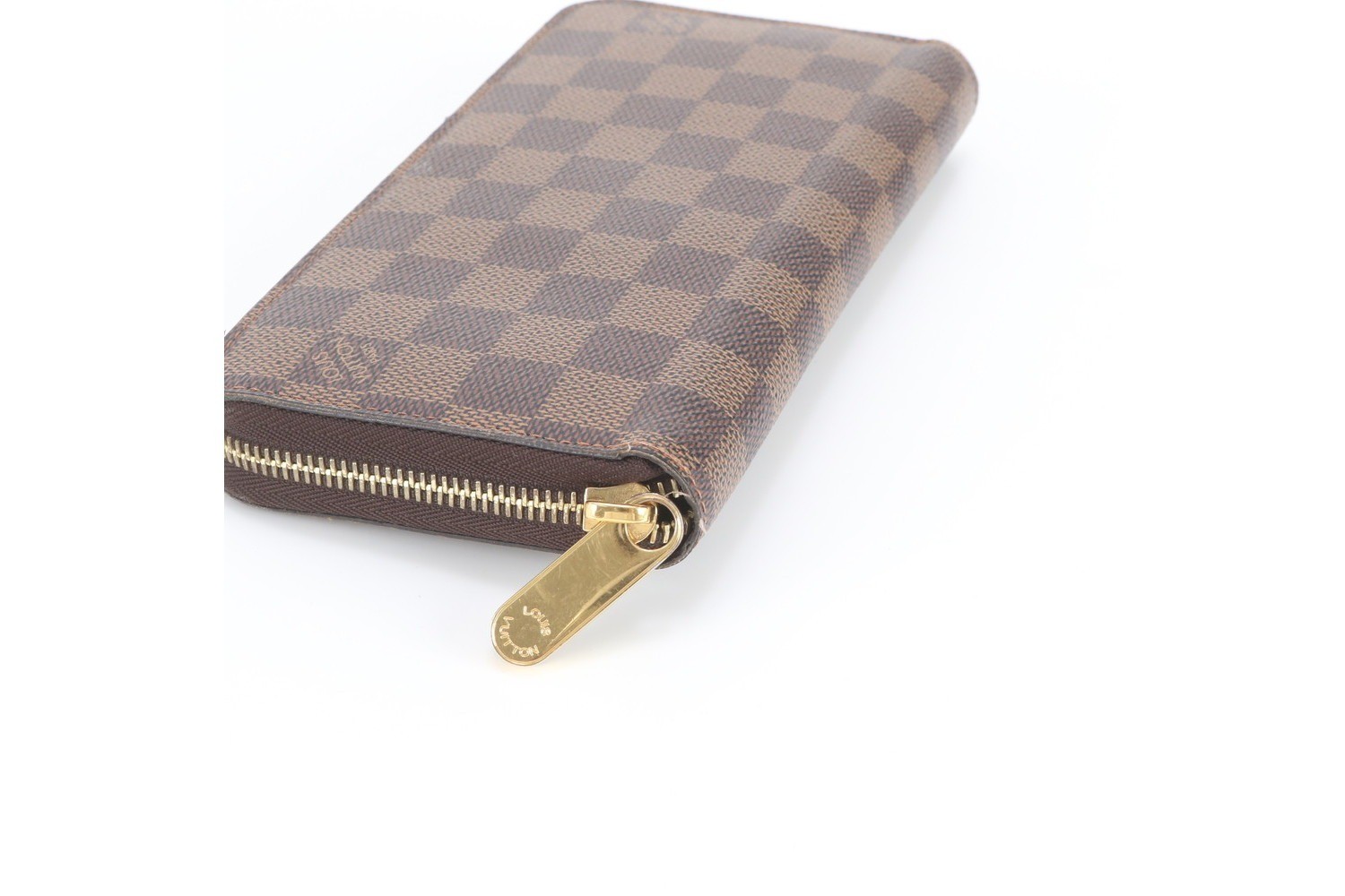 Damier Zippy Wallet N41661 Leather Long Wallet — view 3