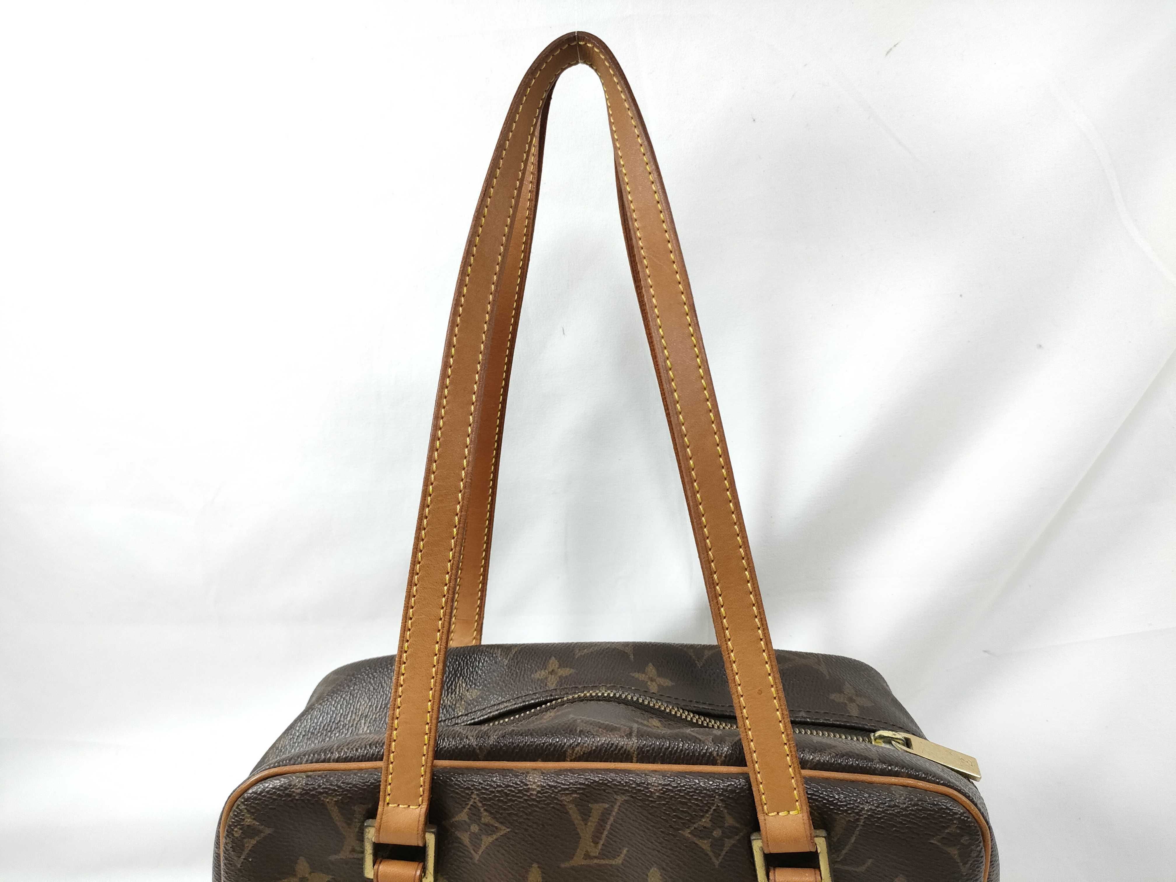 Monogram Louis Vuitton Cite MM M51182 FL0022 Monogram Bag Shoulder Bag — view 3