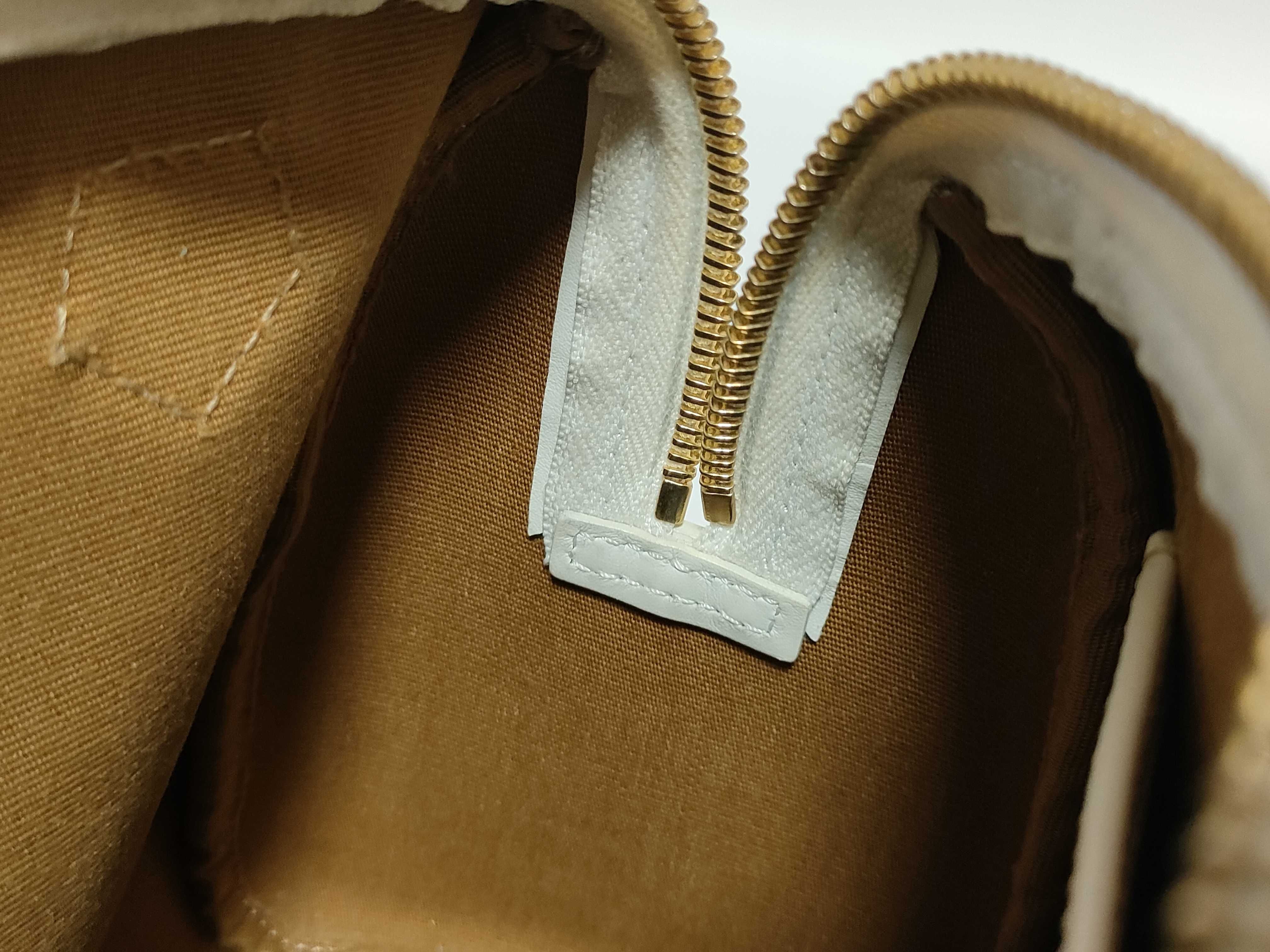 Small Boston Bag — view 9