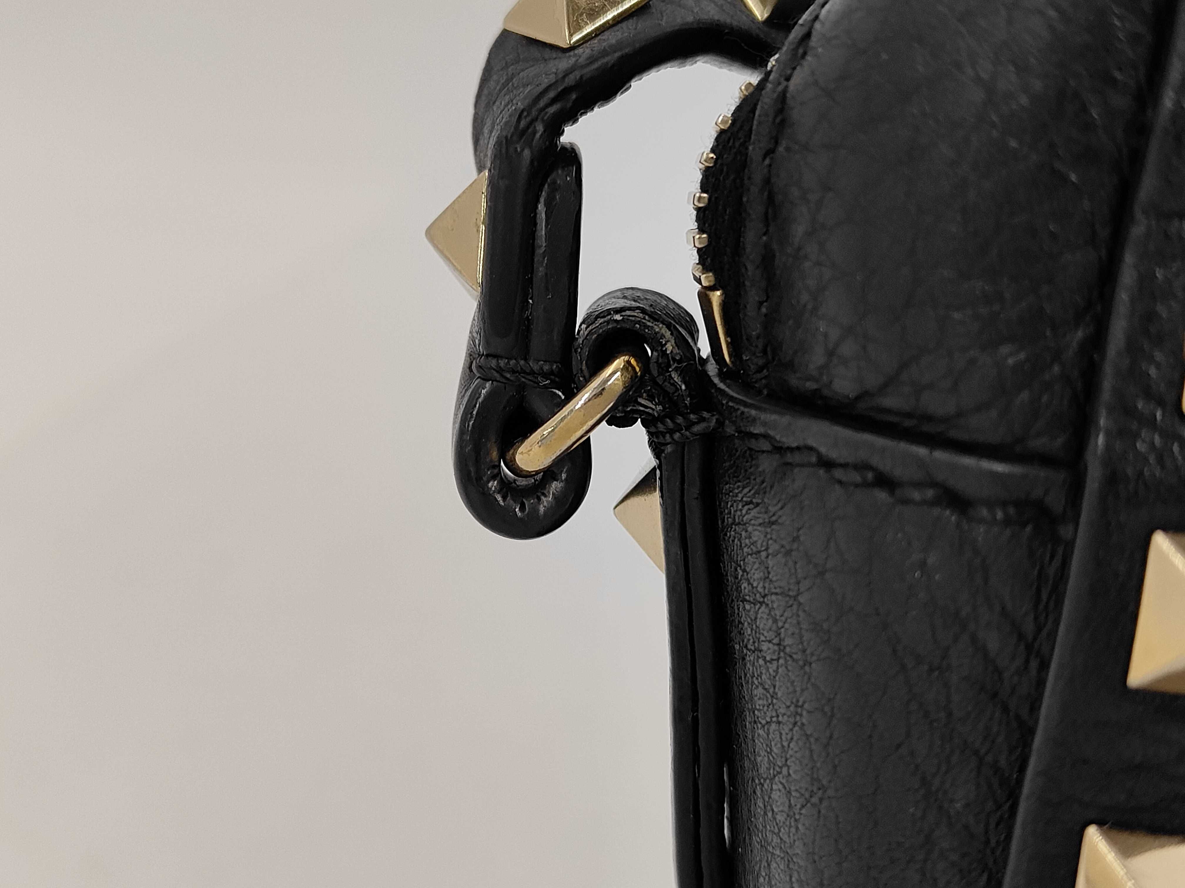 Rockstud Crossbody Bag Black Shoulder Bag — view 3