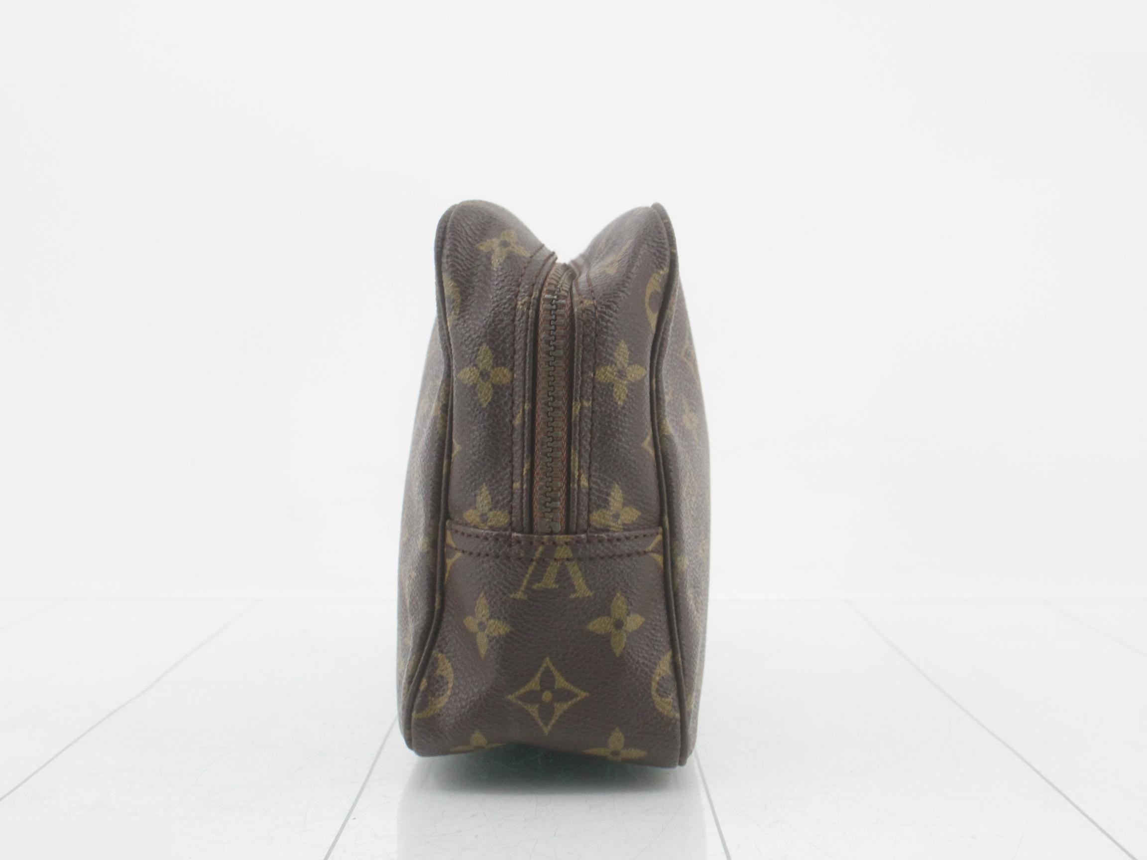 Monogram Trousseau Toilette 28 — view 3