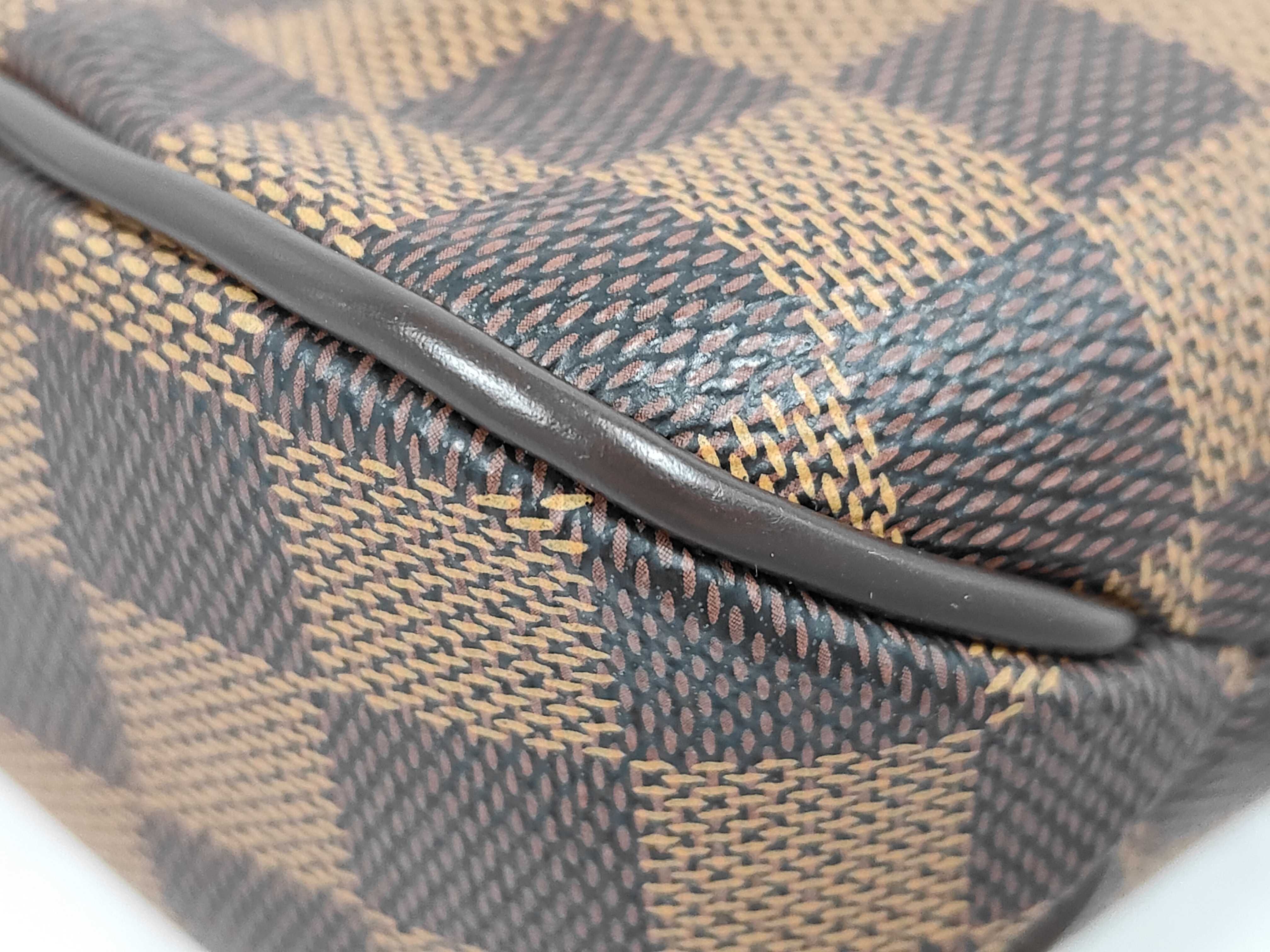 Damier District PM Shoulder Bag — view 3