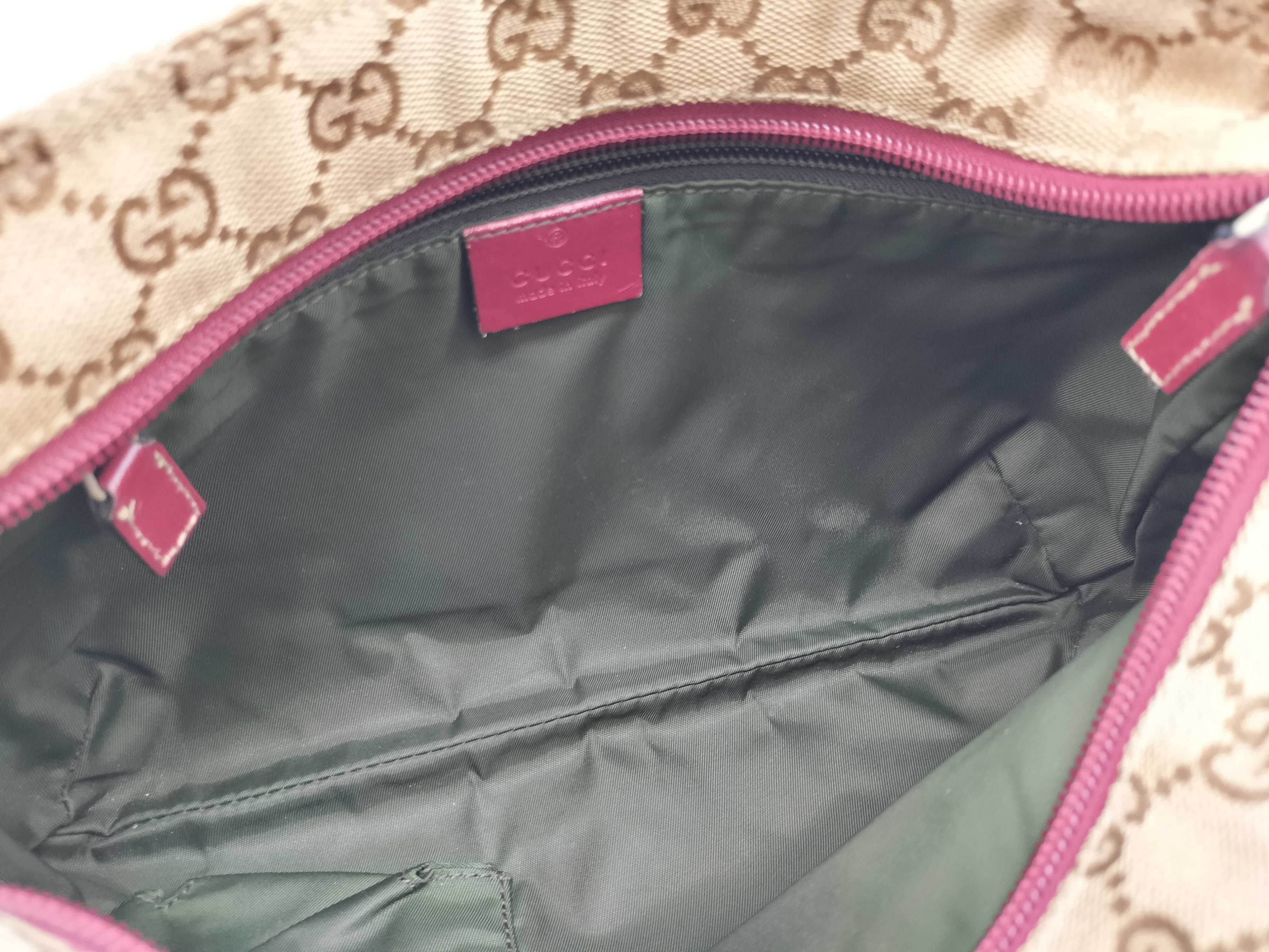 GG Canvas Shoulder Bag — view 14
