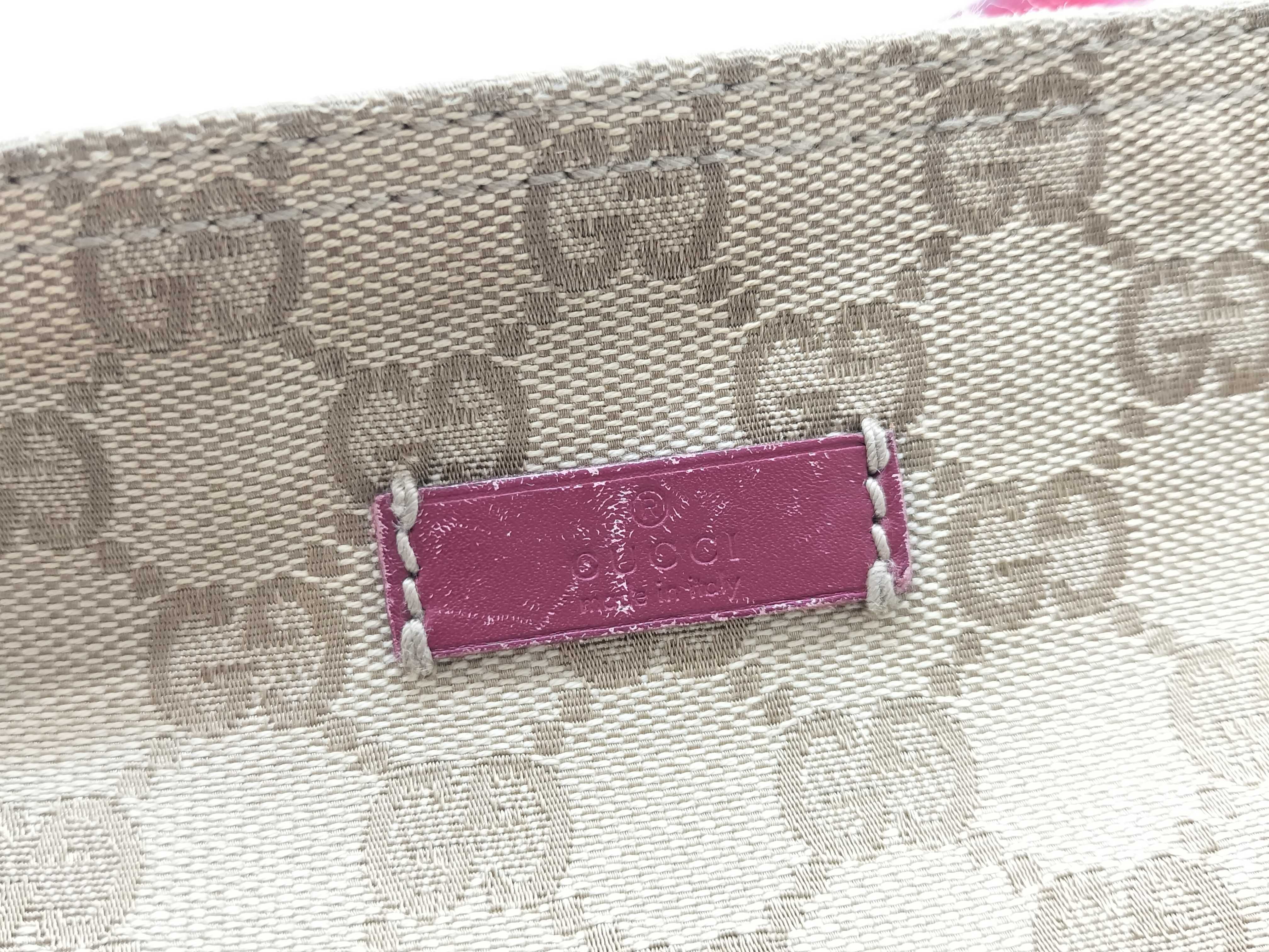 GG Canvas Shoulder Bag — view 10