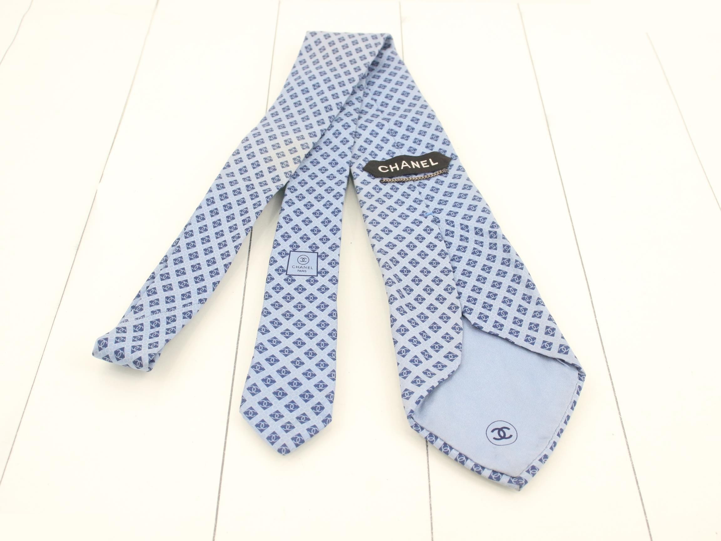 tie, light blue, logo, 100% silk. — view 2