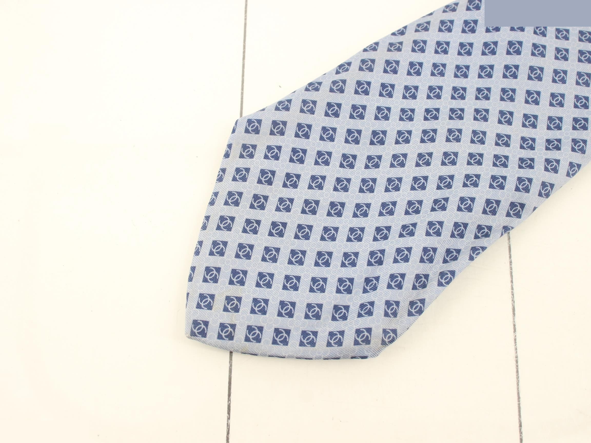 tie, light blue, logo, 100% silk. — view 3