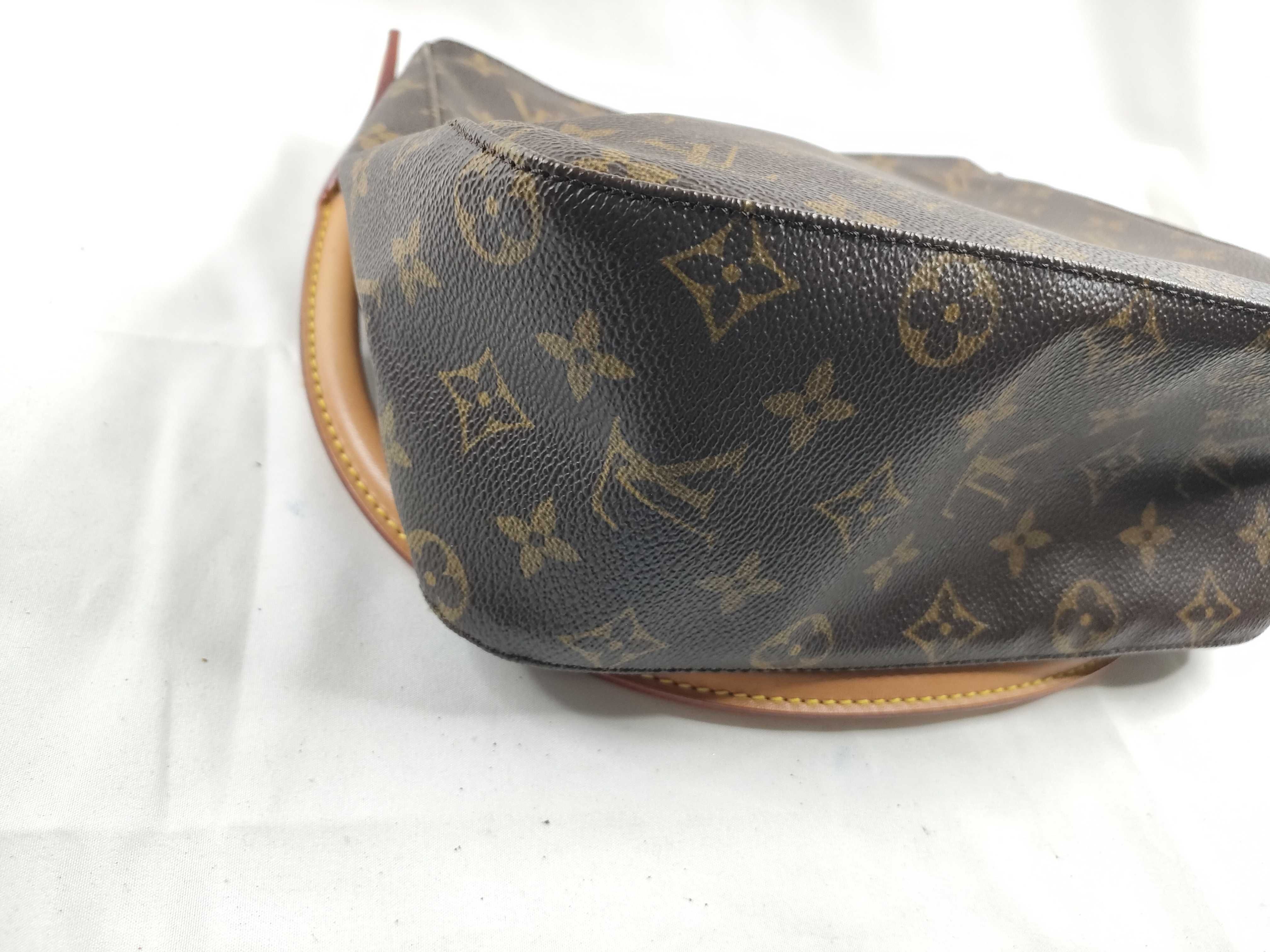 Monogram M51146 Looping MM Handbag — view 3