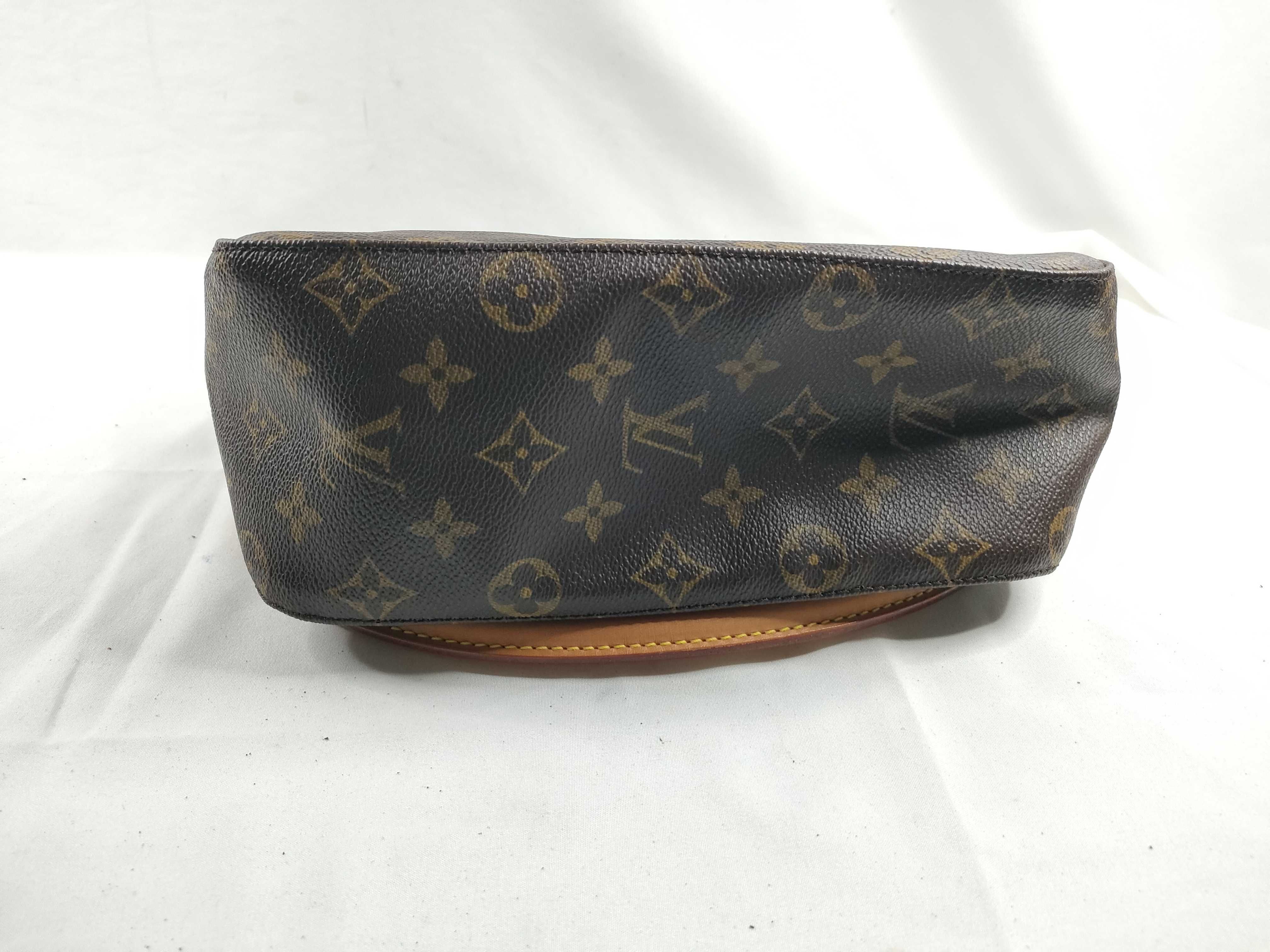 Monogram M51146 Looping MM Handbag — view 4
