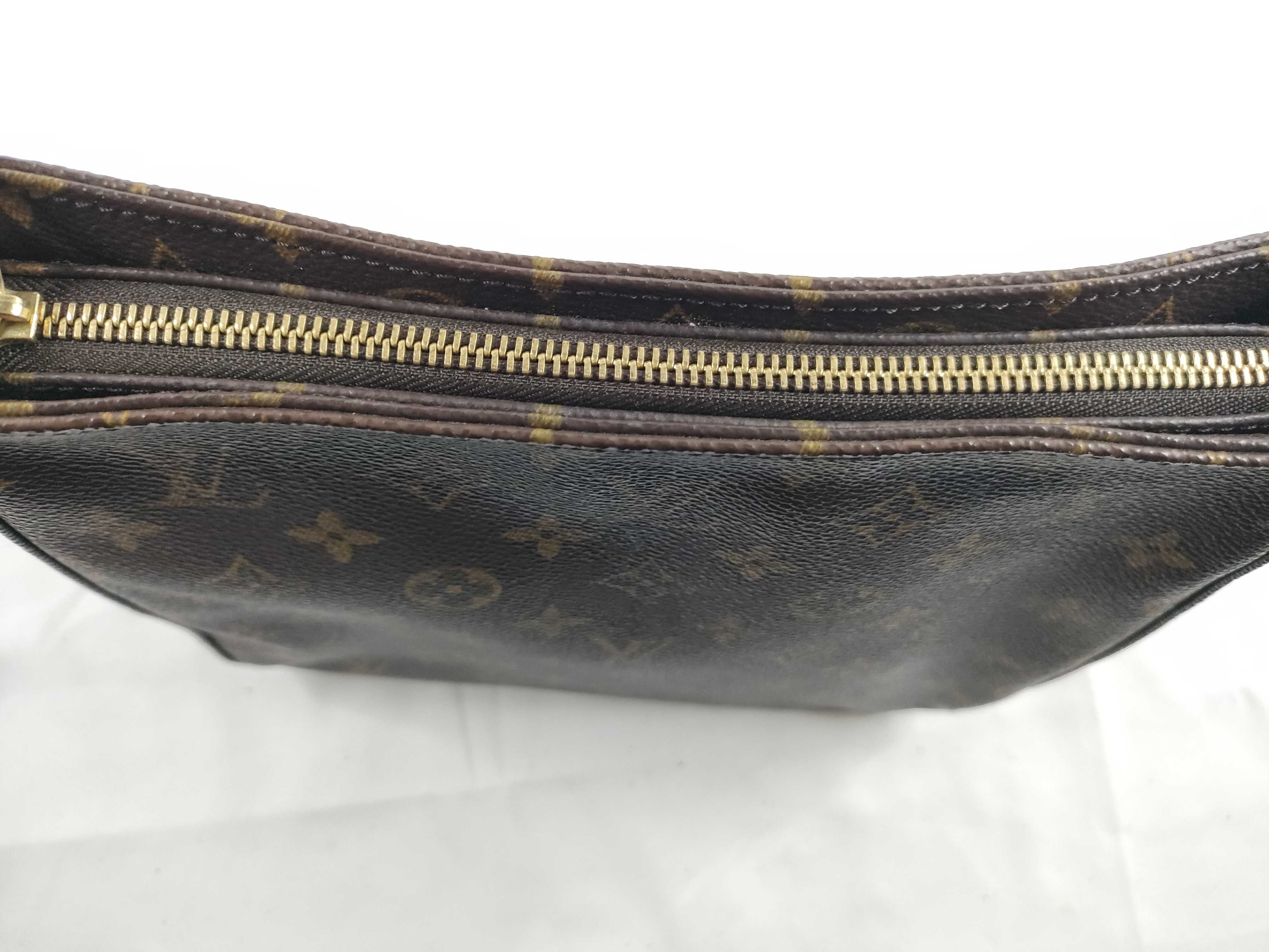 Monogram M51146 Looping MM Handbag — view 9