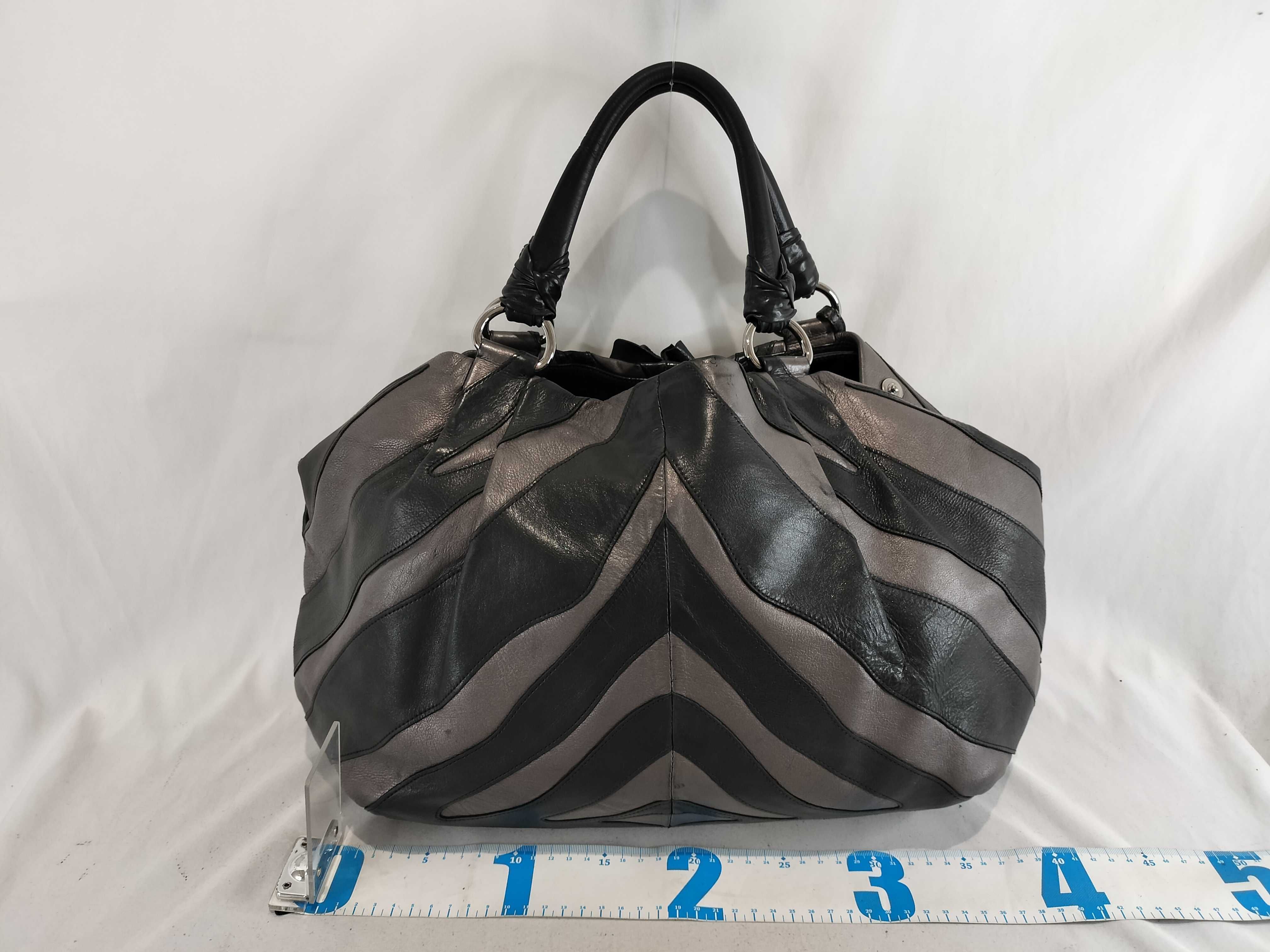VITELLINO MORDO Leather Frill Stripe Handbag — view 3
