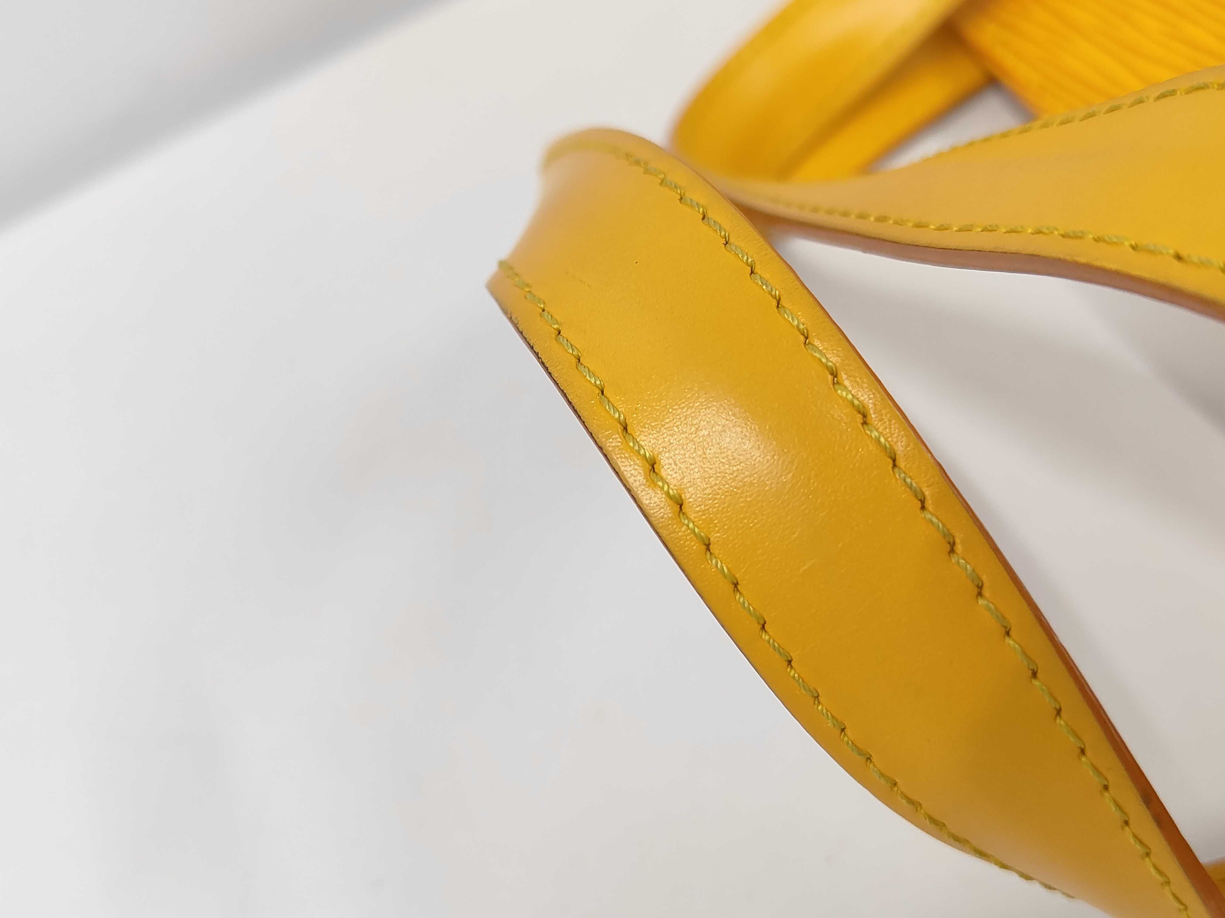 M52279 Epi Saint Jacques Tassili Yellow Tote Bag — view 7