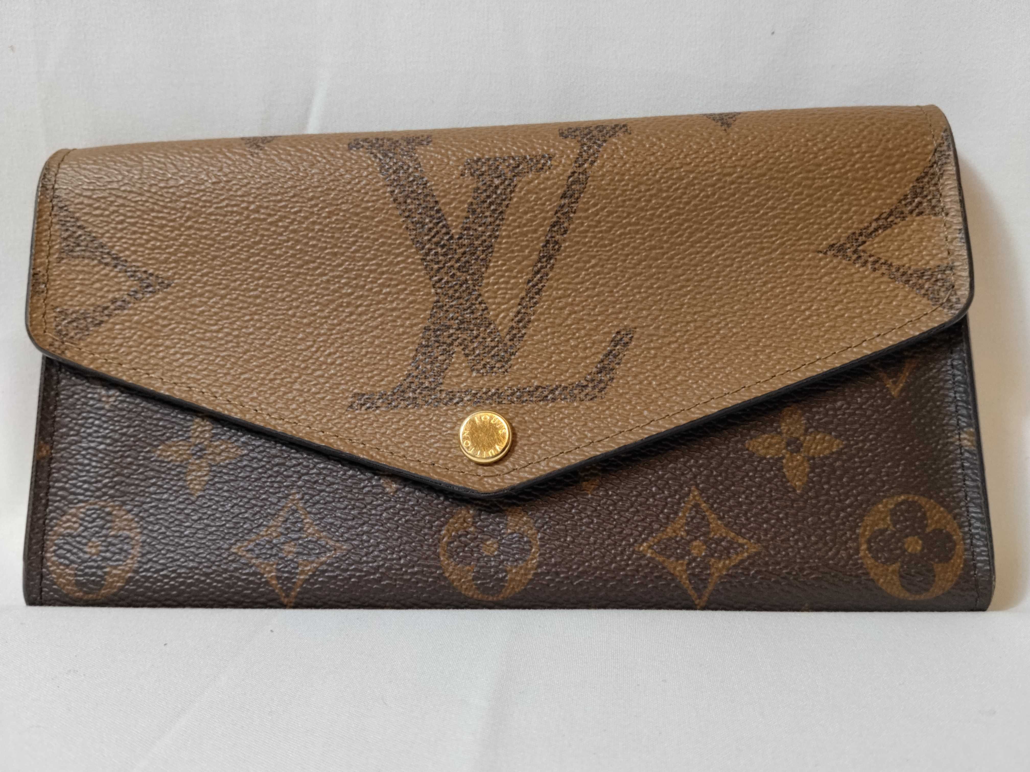 Monogram Giant Portefeuille Sarah M80726 Wallet