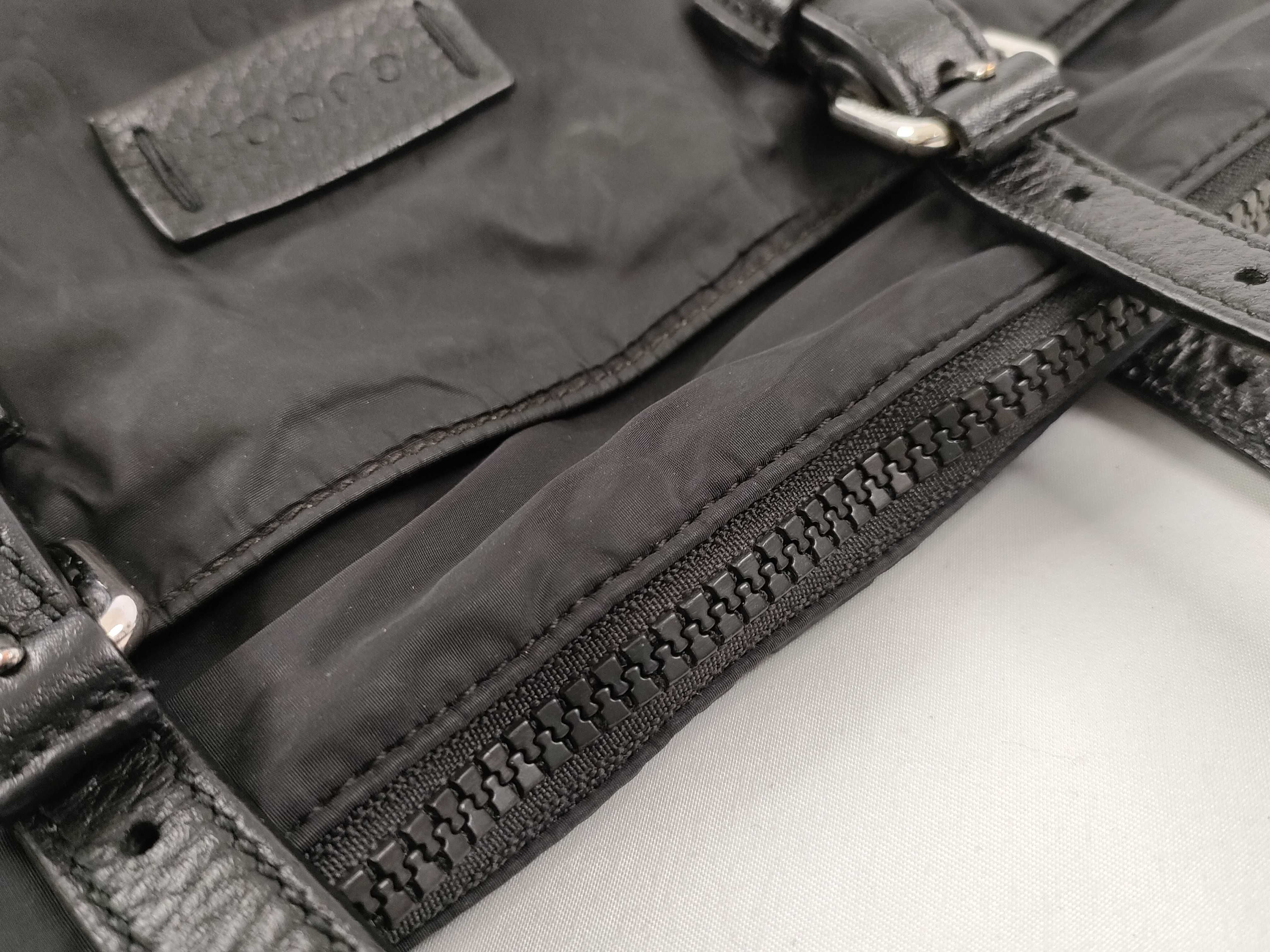 GG Gucci GG Nylon Leather Tote Bag Shoulder Bag Black Serial Tote Bag — view 9