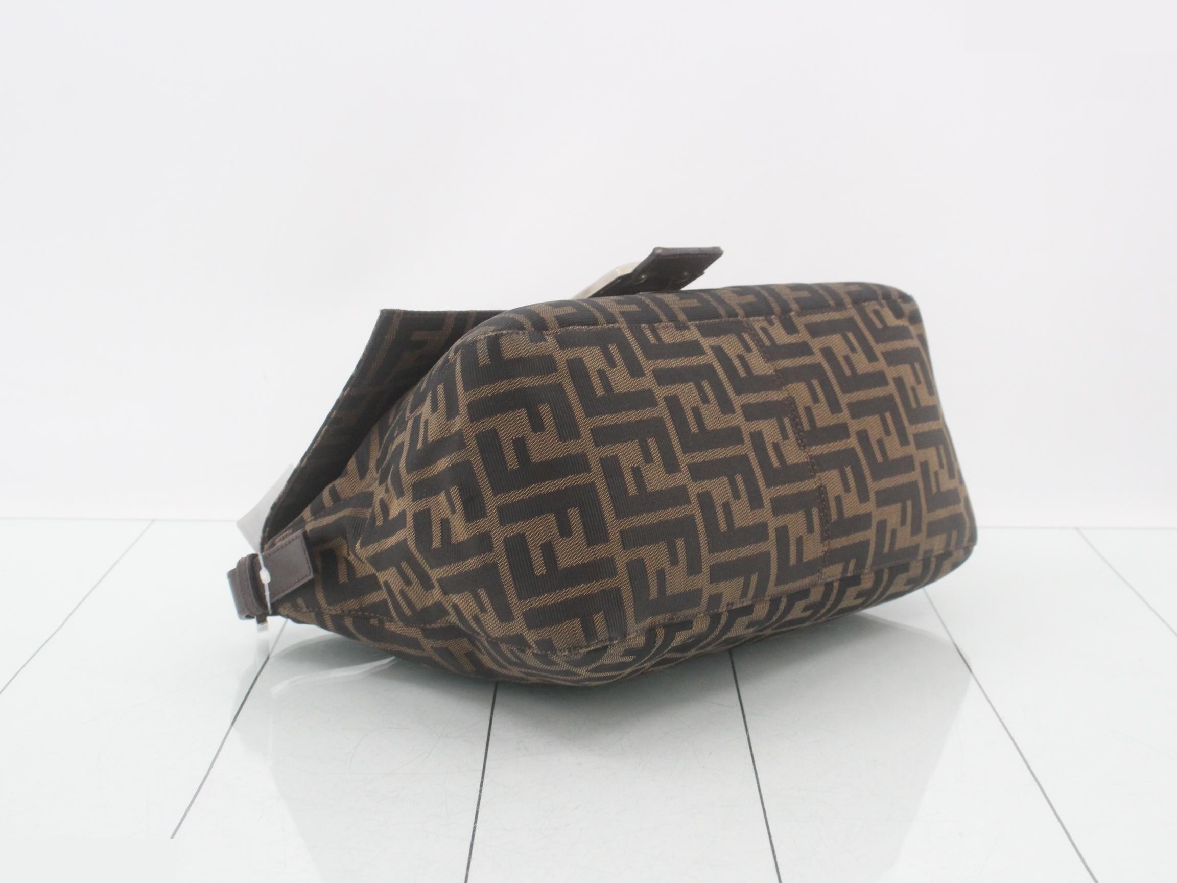 ZUCCA Mamma Bucket Shoulder Bag — view 5