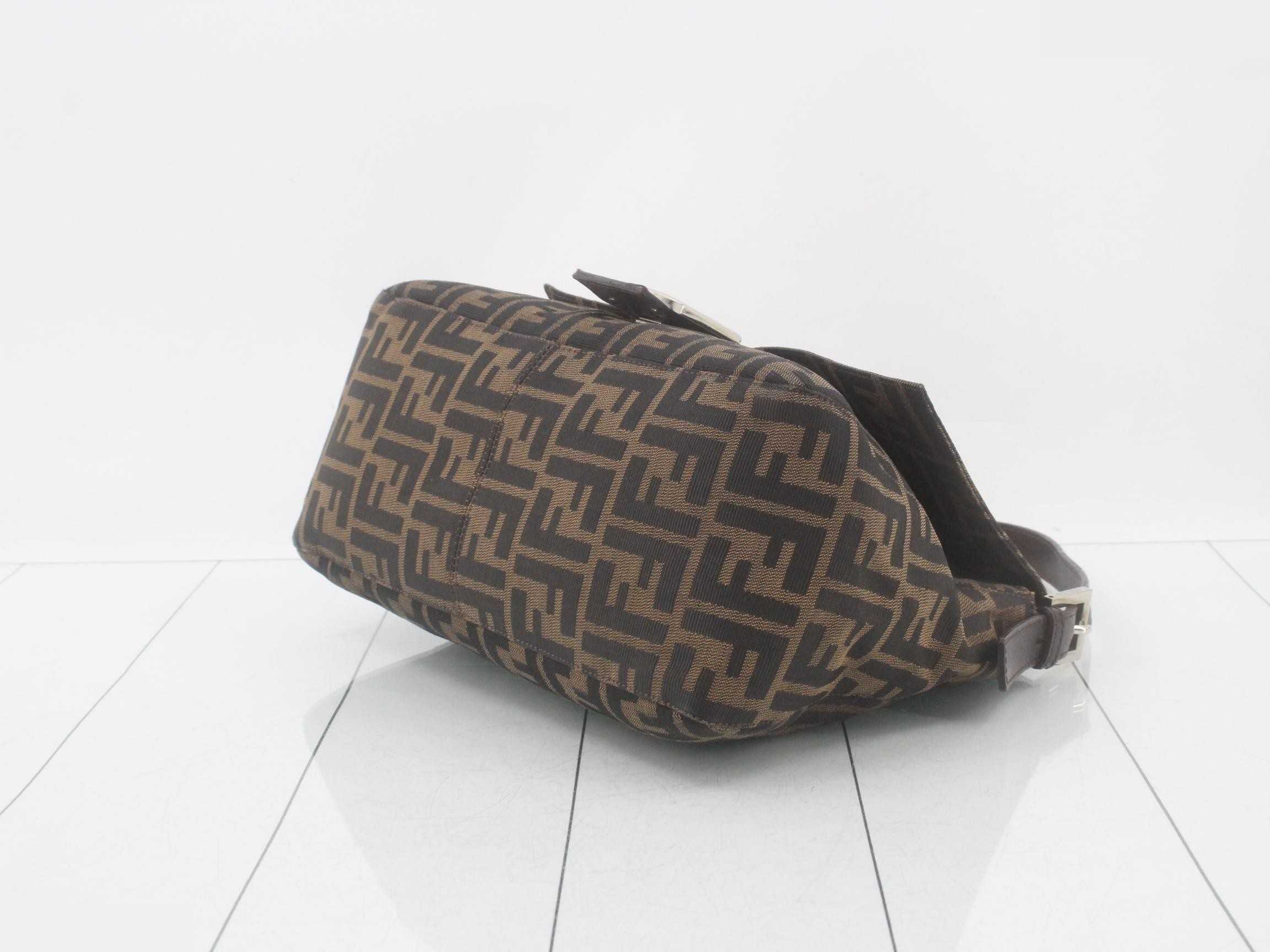 ZUCCA Mamma Bucket Shoulder Bag — view 6