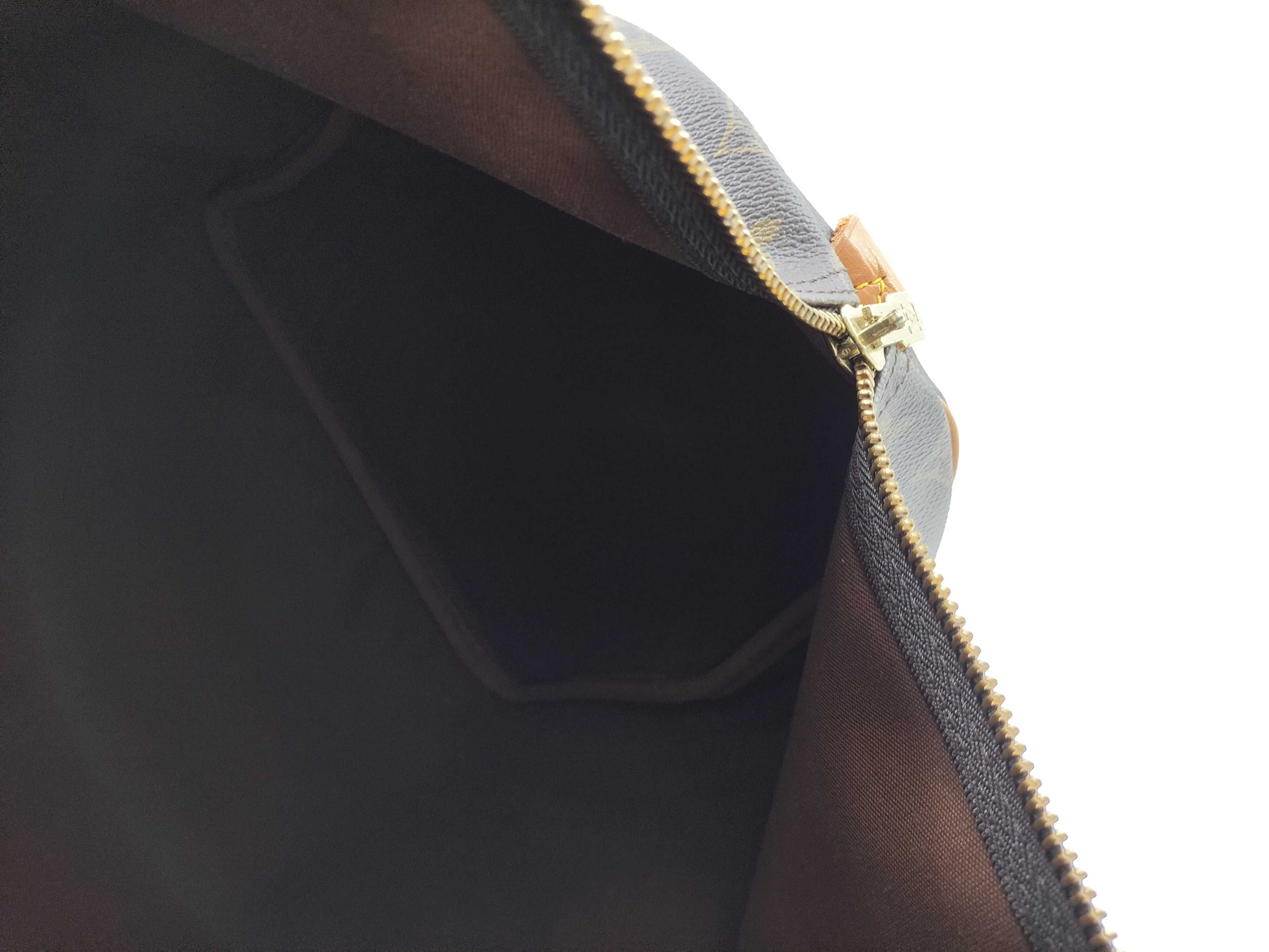 Monogram Louis Vuitton Keepall 55 Boston Bag Monogram M41424 Boston Bag — view 13
