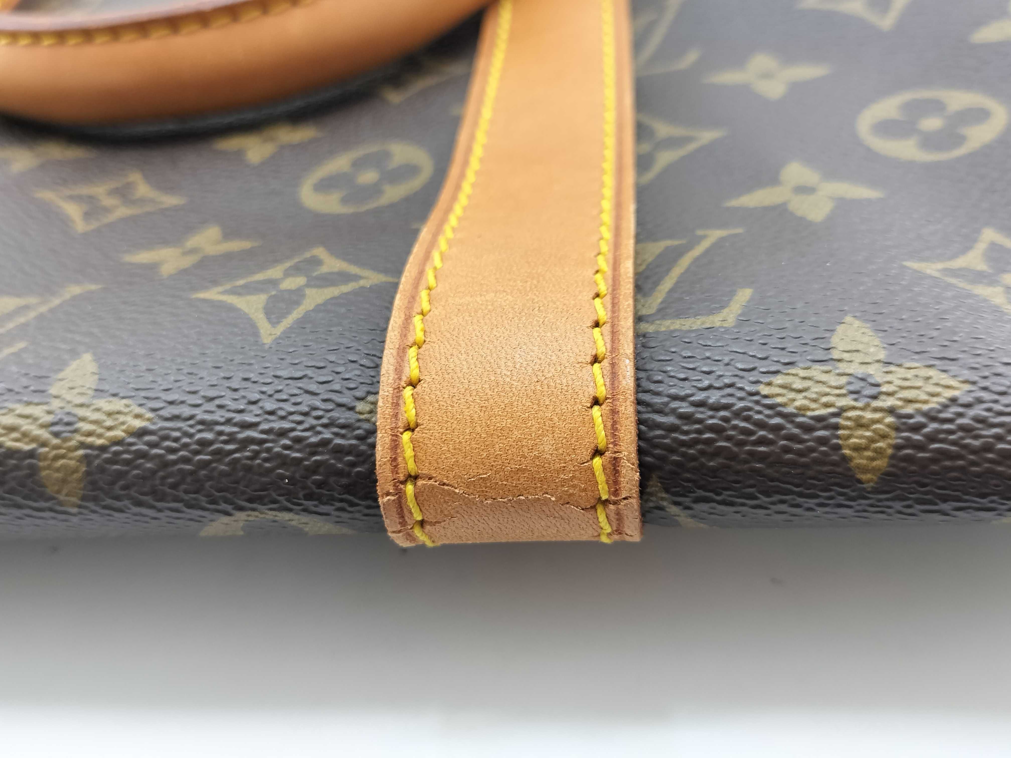 Monogram Louis Vuitton Keepall 55 Boston Bag Monogram M41424 Boston Bag — view 15