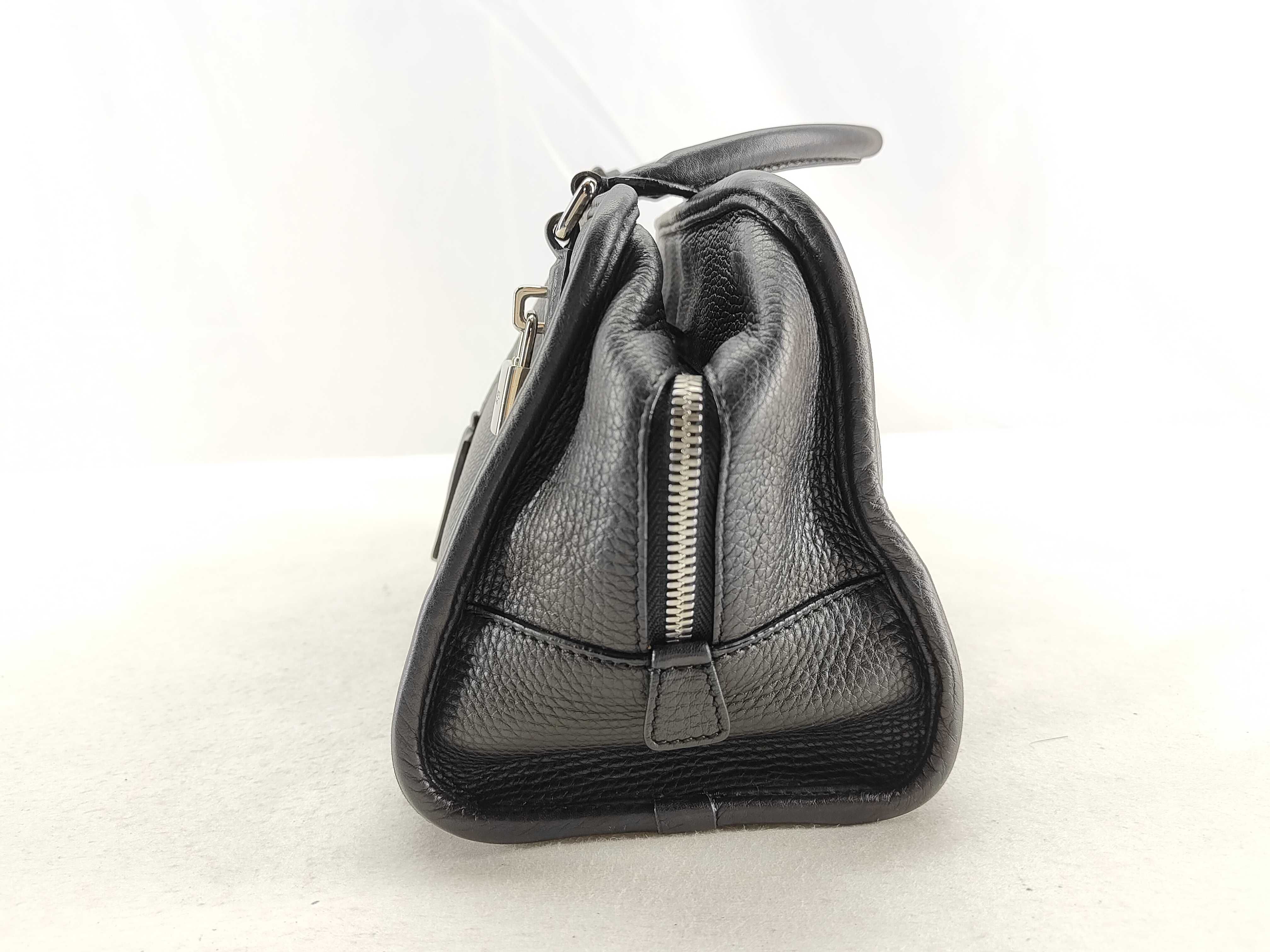 Amazona 28 Leather Handbag, Black Boston Bag — view 3