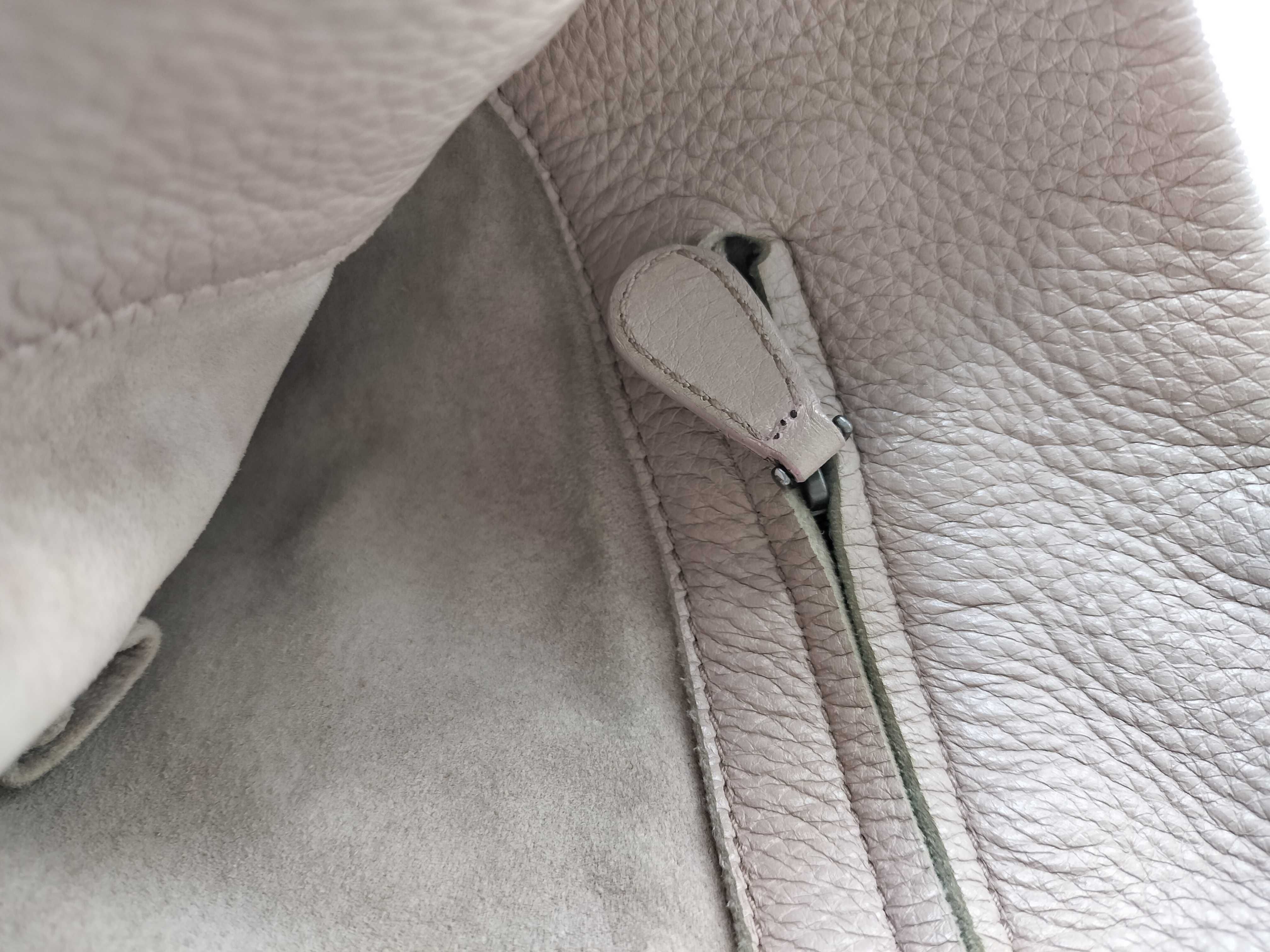 Intrecciato Bottega Veneta Intrecciato One-Shoulder Bag — view 13
