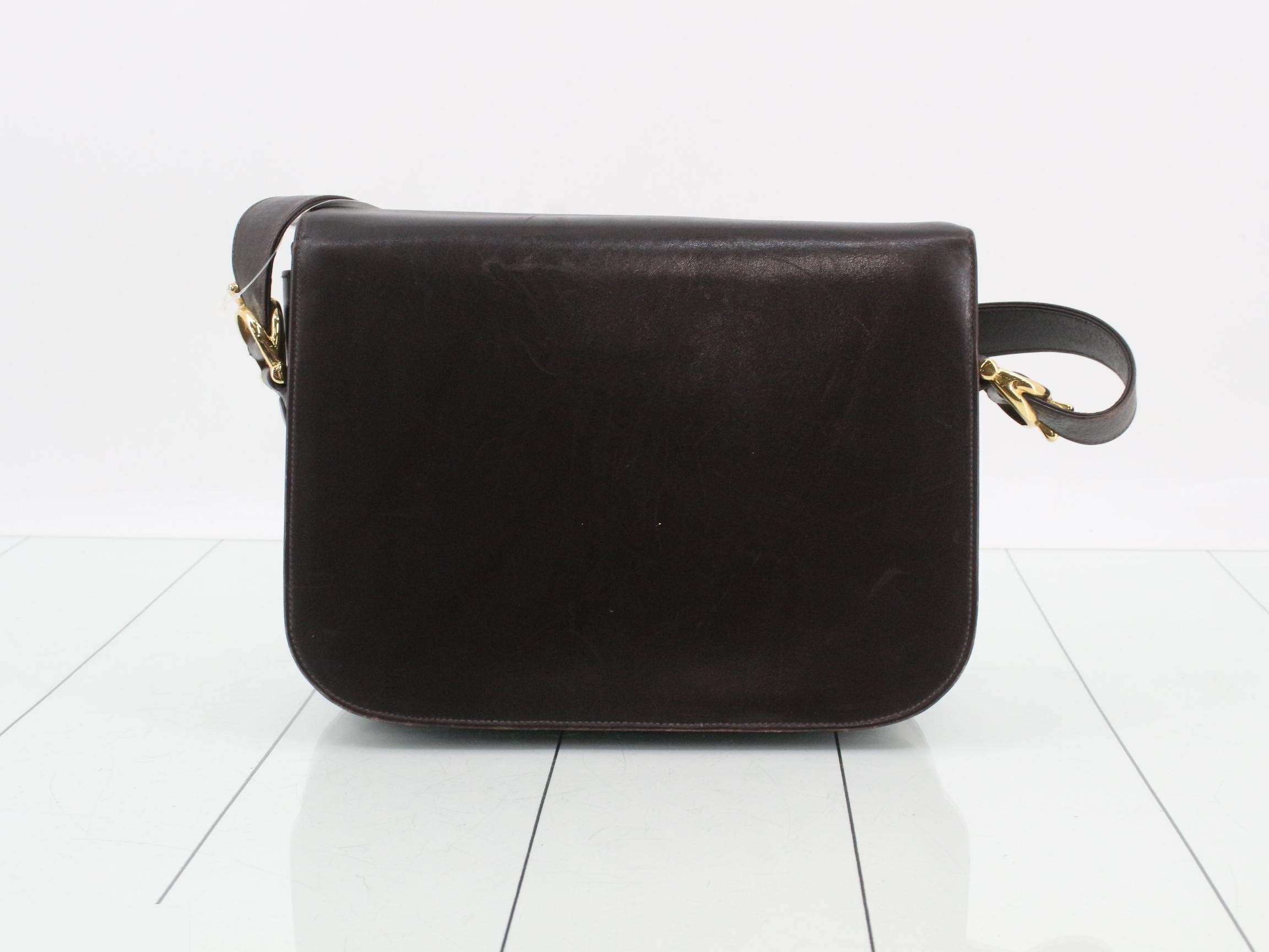 Leather shoulder bag with carriage hardware, dark brown. — view 2