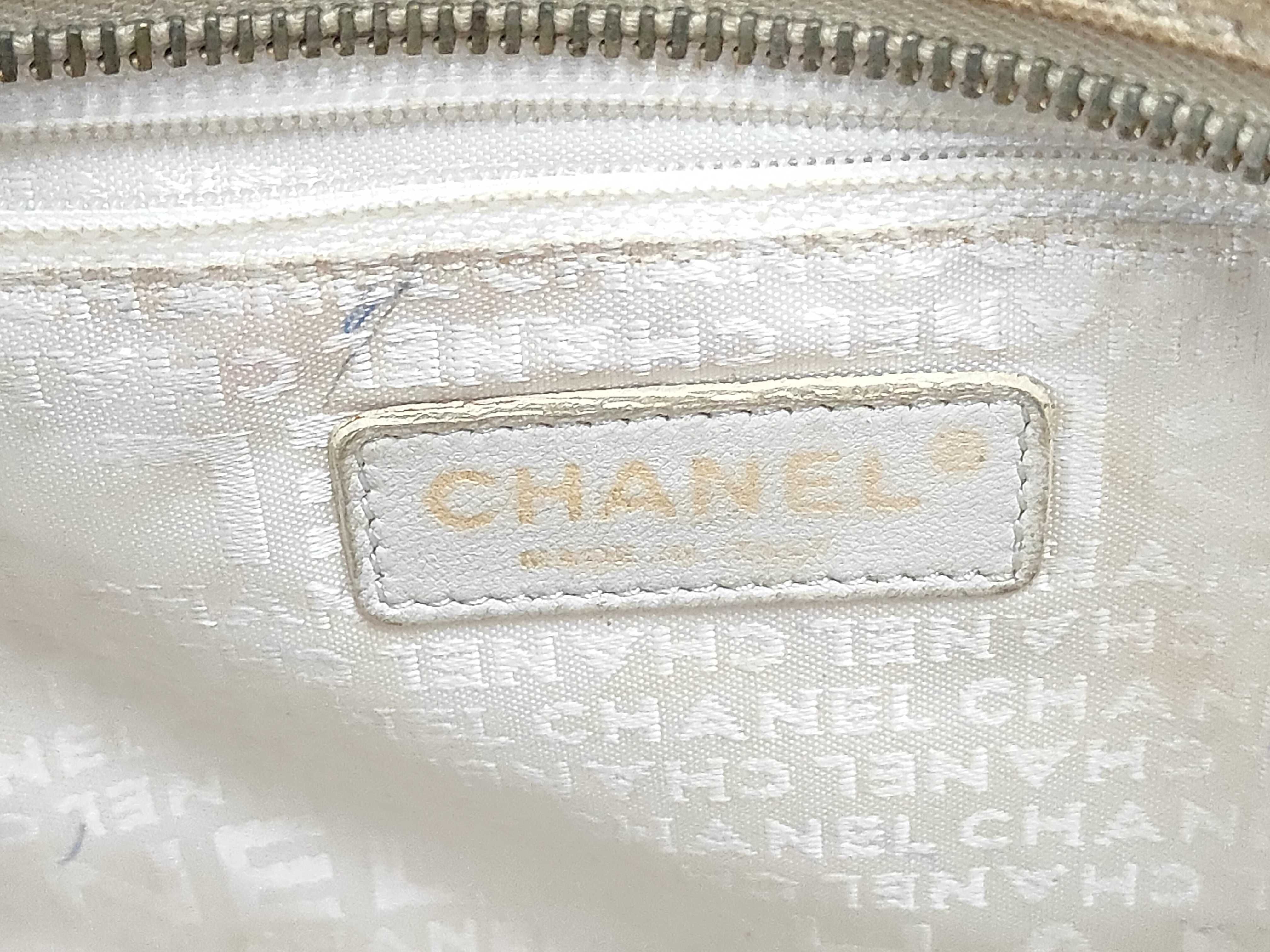handbag — view 11