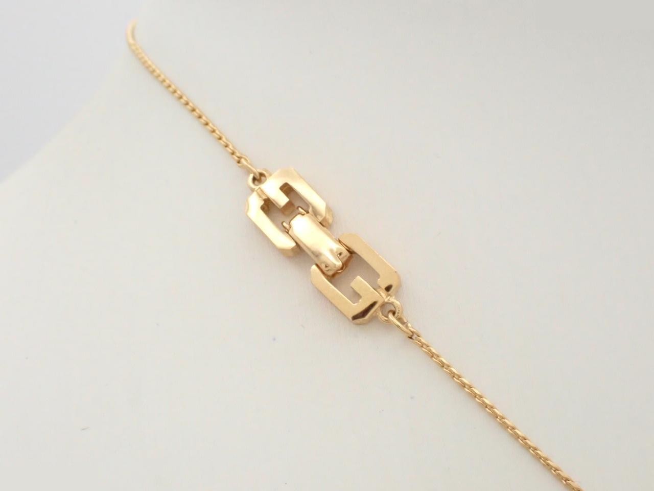 Other lines: Precious metals, necklaces, pendants, chains approximately 40cm long. — view 2